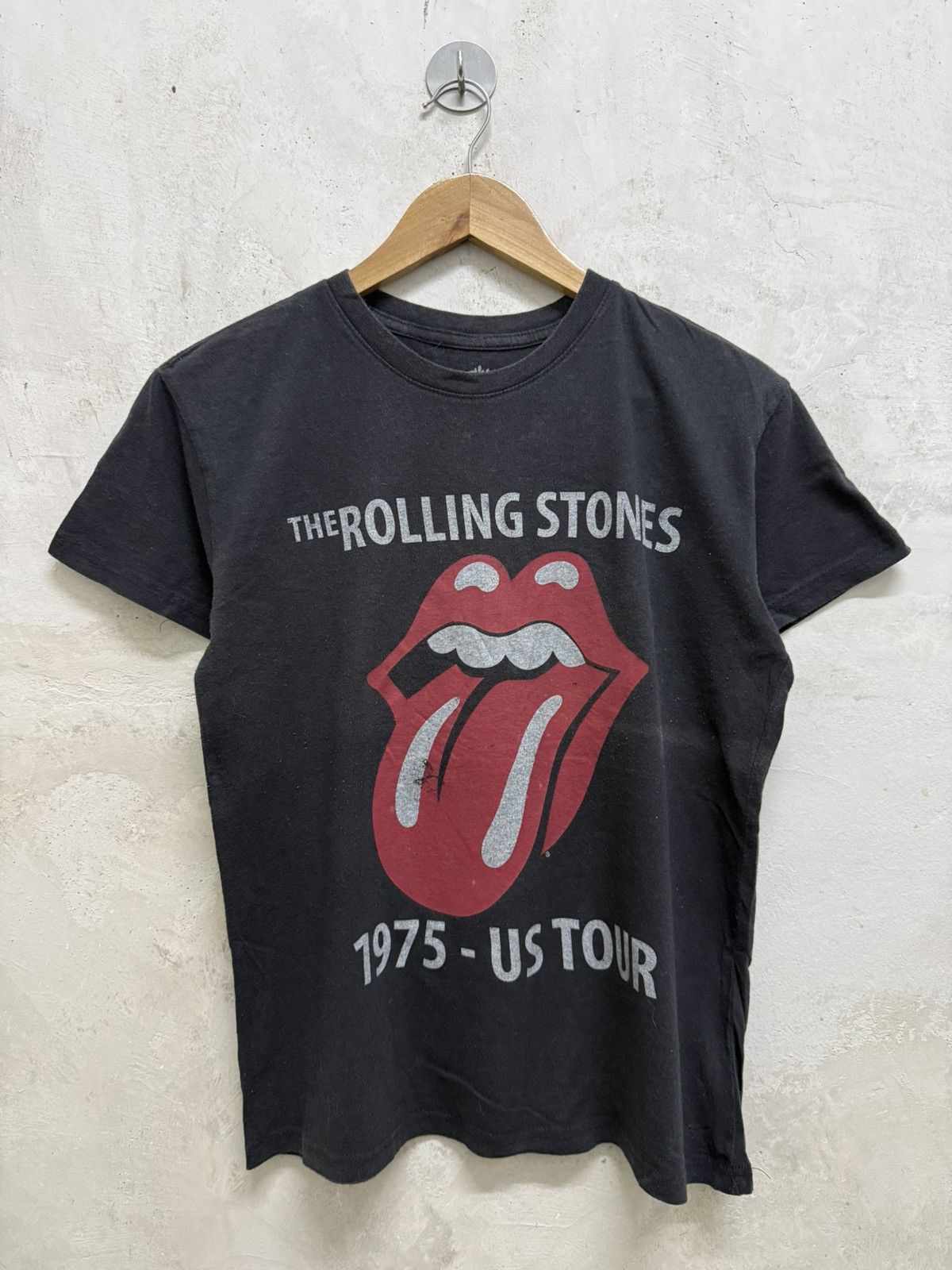 Band Tees 2000s Rolling Stone US Tour 1975 Tees Size US M / EU 48-50 / 2 - 1 Thumbnail