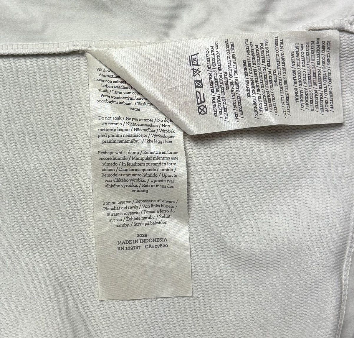 Umbro England 2010 2011 Home Shirt Soccer Jersey Umbro #10 Rooney Size US S / EU 44-46 / 1 - 16 Thumbnail
