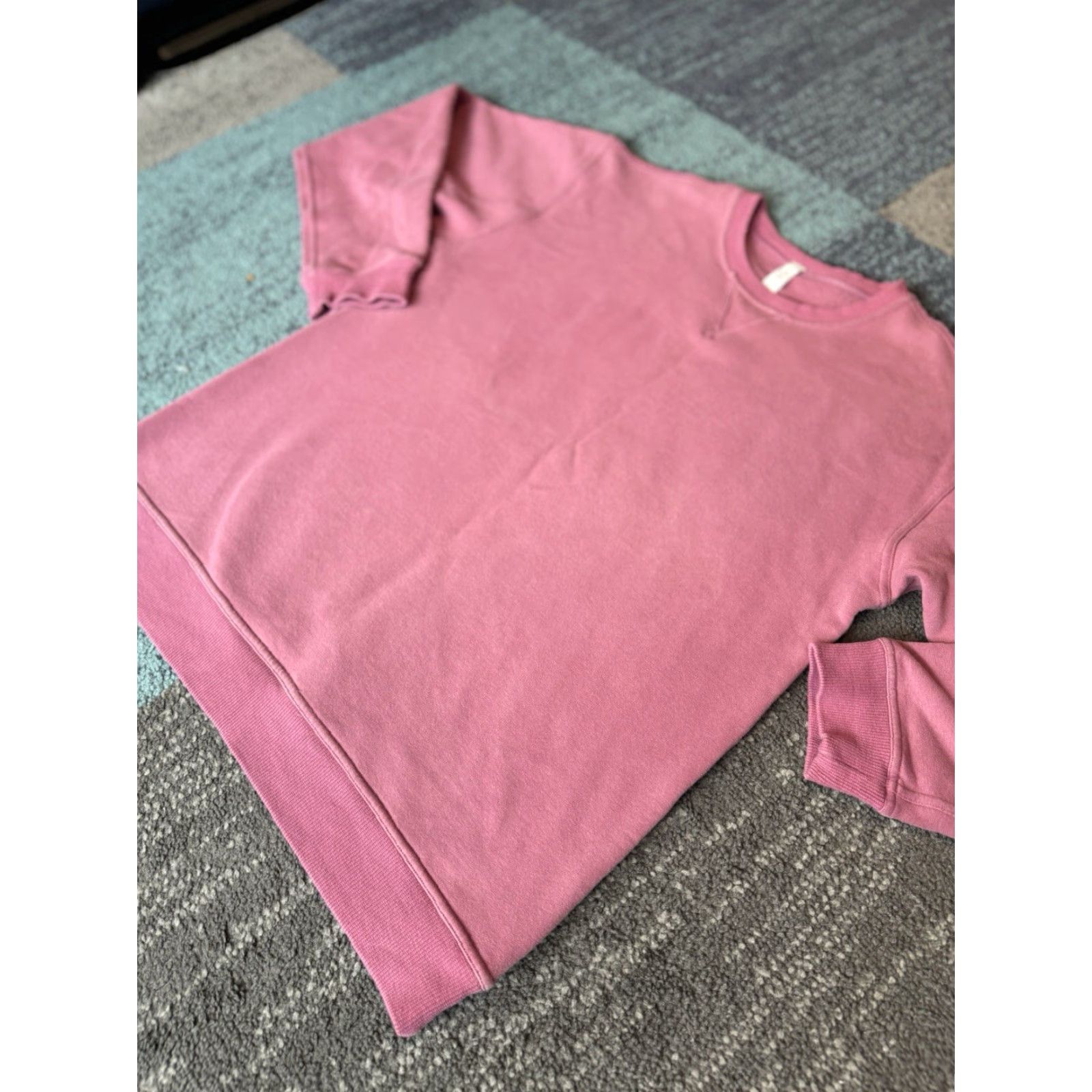 Lululemon LULULEMON All Yours Crew Sweatshirt Women Large Pink Terry Size L / US 10 / IT 46 - 4 Thumbnail