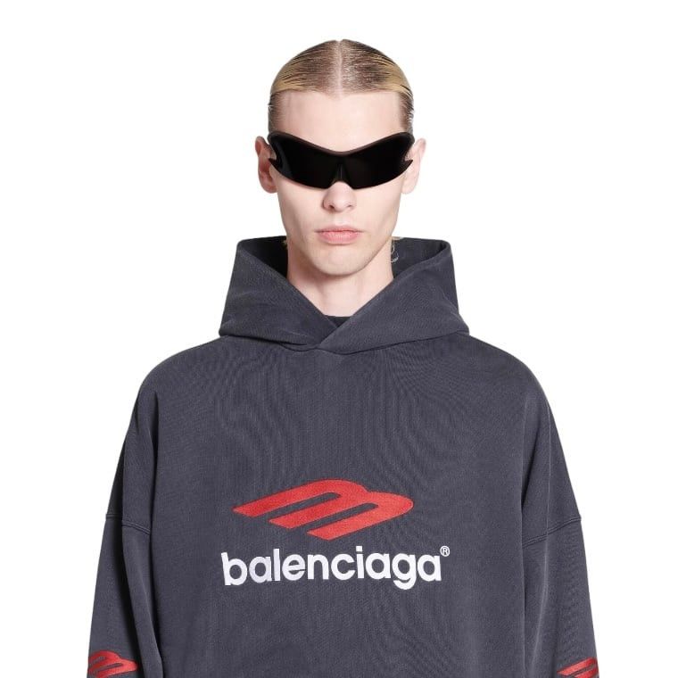 Balenciaga o1srvl11e0425 3B Sports Icon Hoodie Oversized in Black Size US XL / EU 56 / 4 - 5 Thumbnail