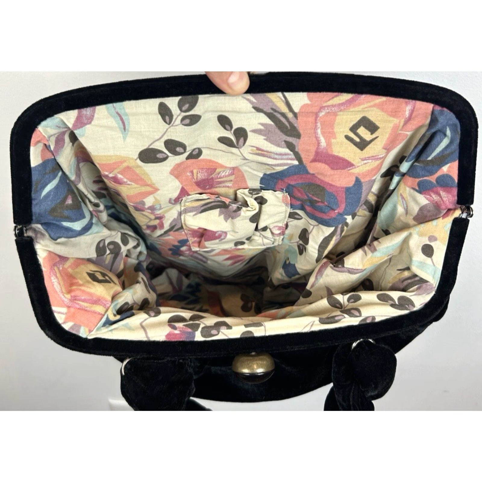 Velour Black Velvet Shoulder Bag Whimsigoth Witchy Gothic Feminine Dark User: Black Velvet Shoulder Bag Whimsigoth Witchy Gothic Feminine Dark Size ONE SIZE - 5 Thumbnail