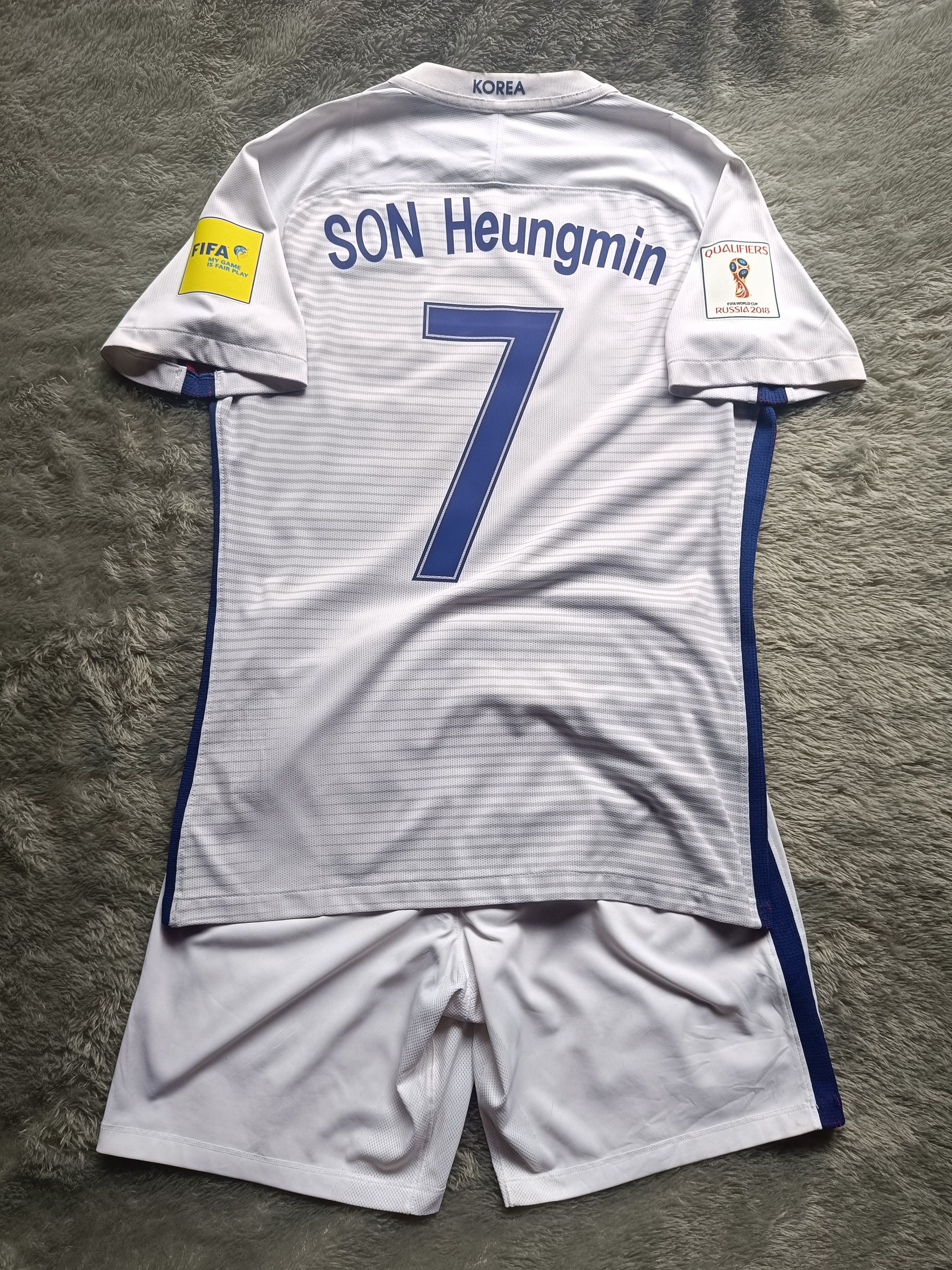 image of Nike x Soccer Jersey Korea 2016/17 Away Player Issue in White, Men's (Size XL)