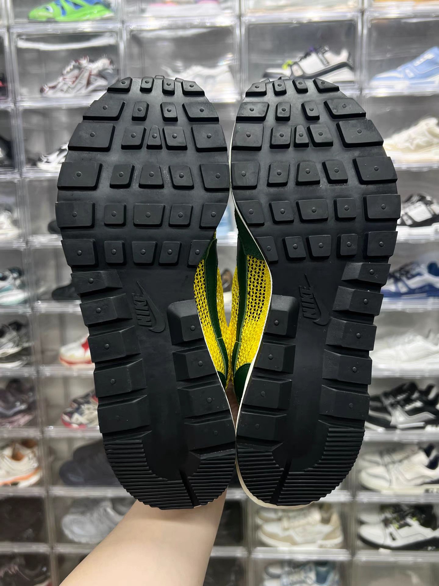 Nike NIKE SACAI VaporWaffle Yellow Green K15 Size US 11.5 / EU 44-45 - 8 Thumbnail