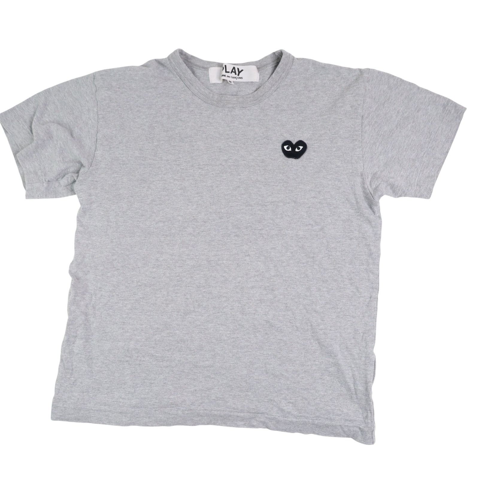 Comme des Garcons Comme Des Garcons Play Heart Patch Graphic T Shirt Size US M / EU 48-50 / 2 - 1 Thumbnail