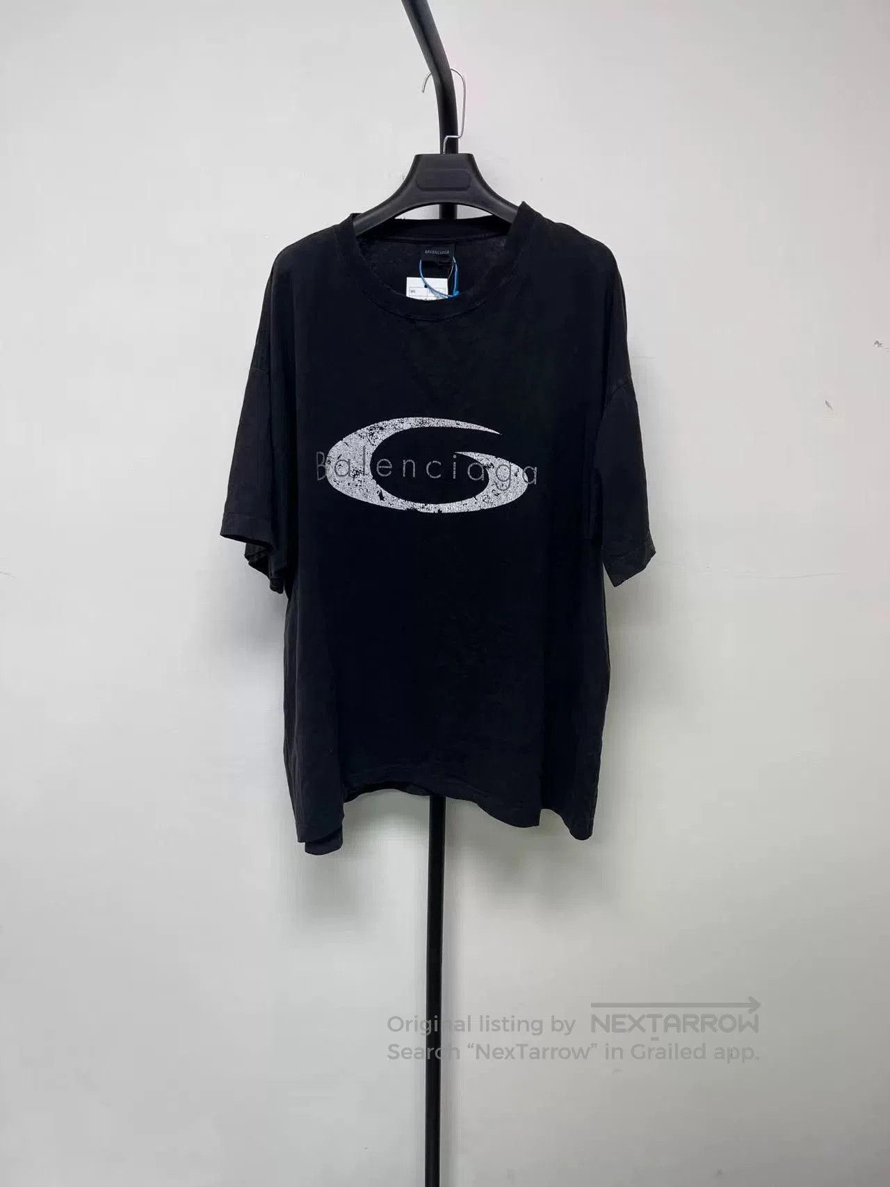 Balenciaga Balenciaga Logo Oversized Crewneck Short-Sleeve T-Shirt. Size US L / EU 52-54 / 3 - 1 Thumbnail