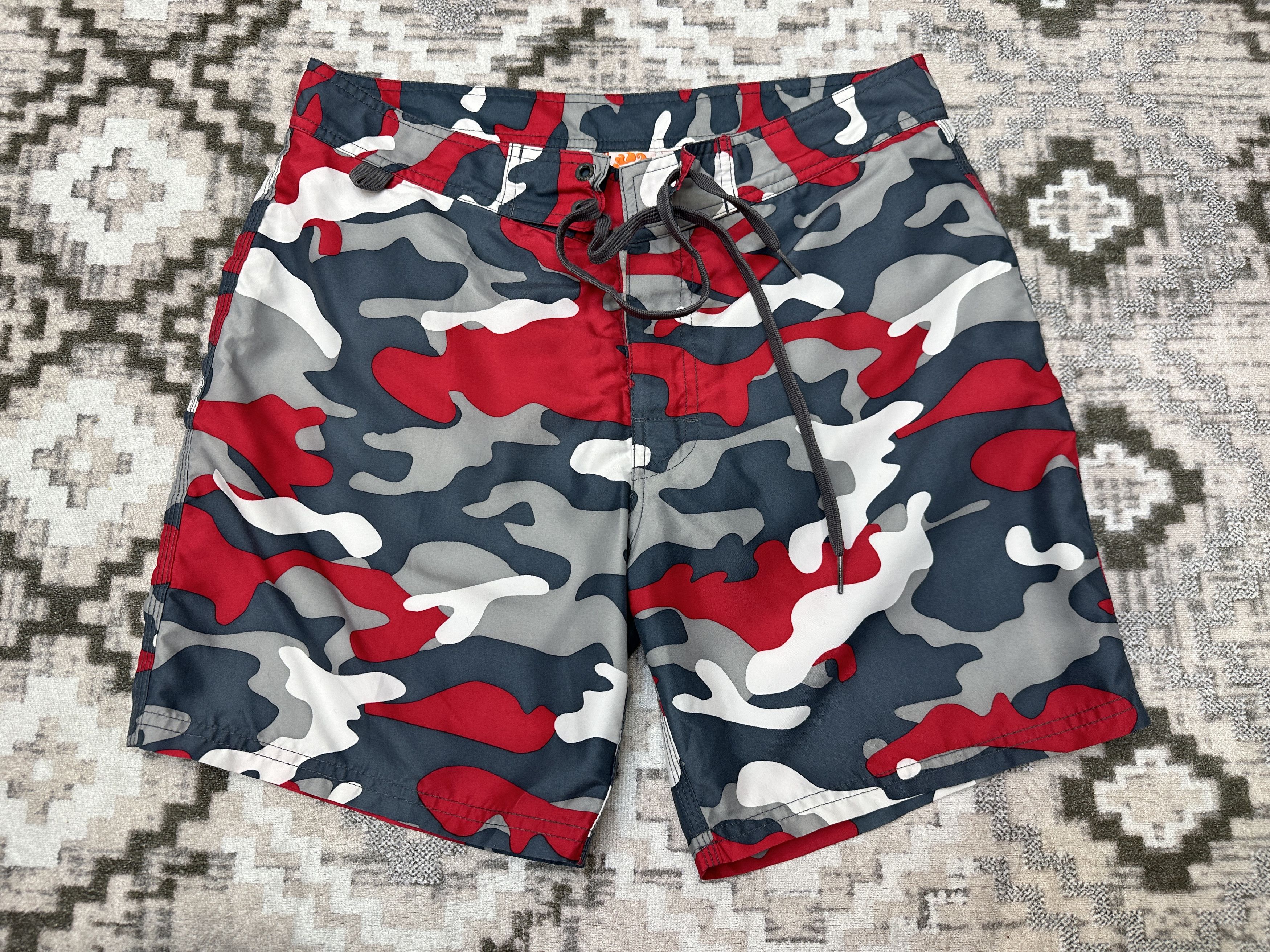 Sundek Sundek 31 Camouflage Beach Shorts Trunks BathSuit Size 31 S Size US 31 - 6 Thumbnail