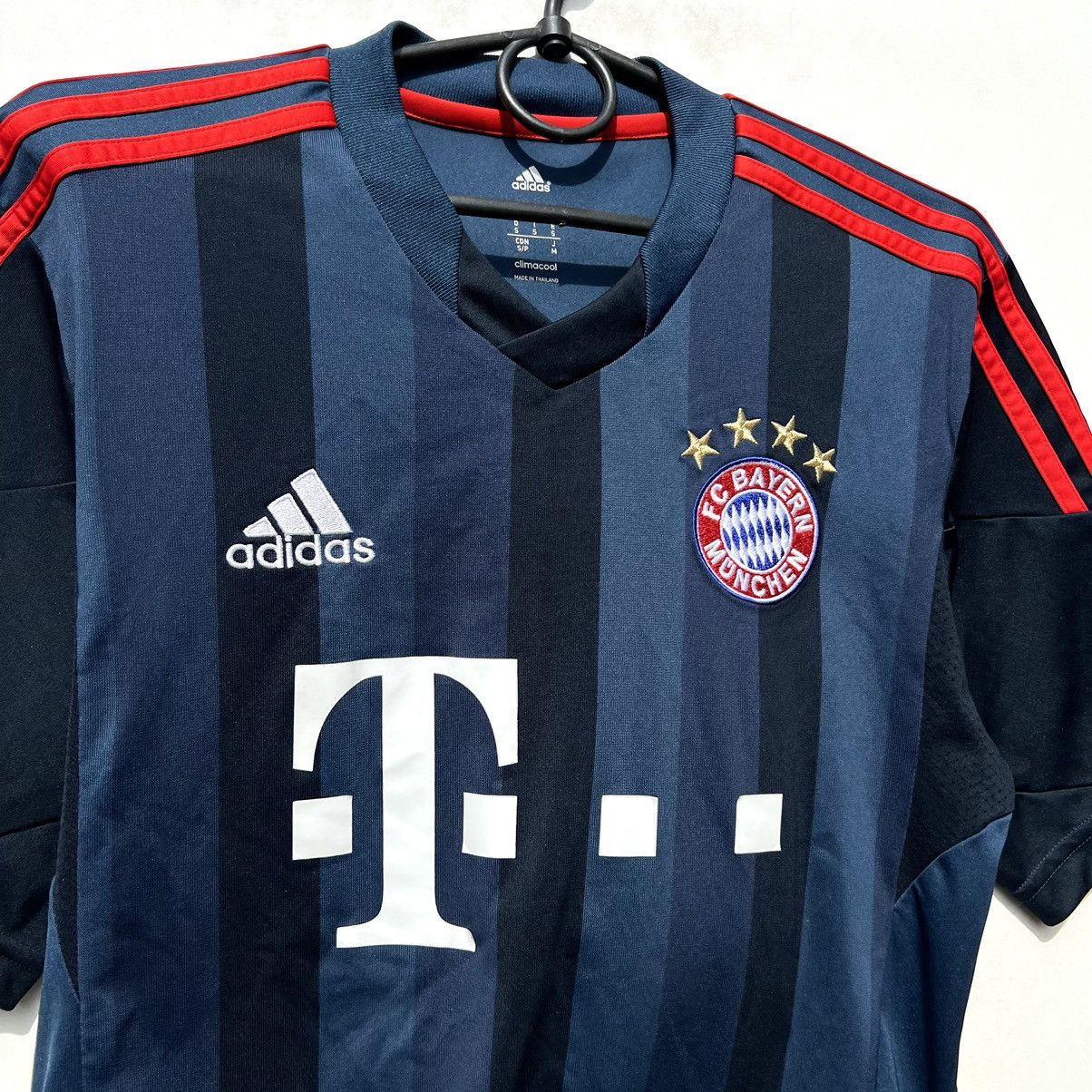 Adidas Bayern Munich 2013 2014 Football Shirt soccer Jersey Adidas Size US S / EU 44-46 / 1 - 2 Thumbnail