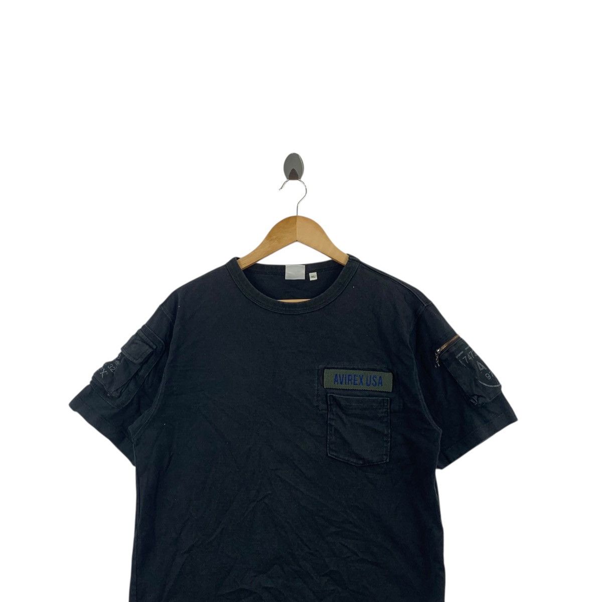 Avirex Vintage AVIREX USA MILITARY Patch Pocket Tee Shirt Top Zippe Size US XL / EU 56 / 4 - 3 Thumbnail
