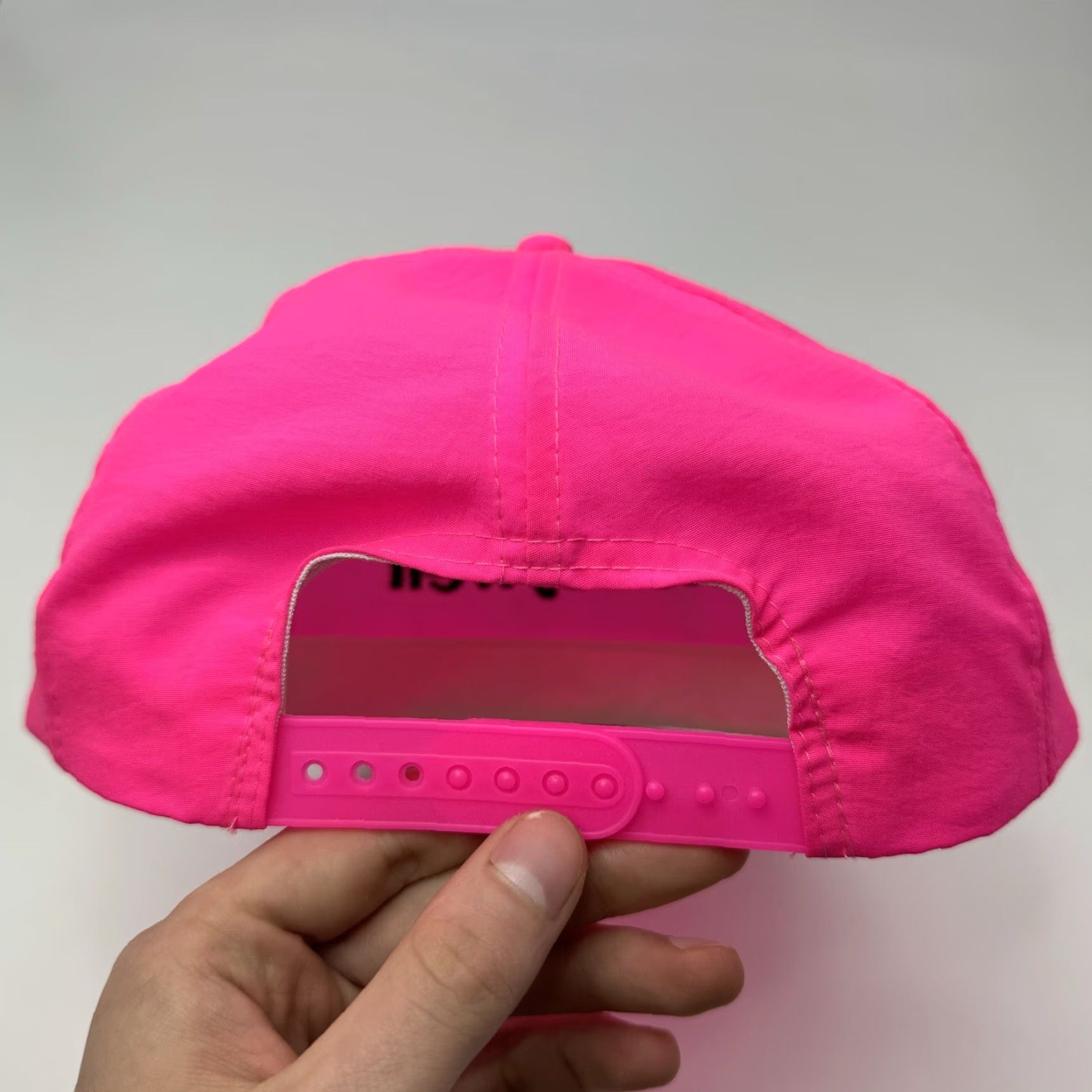 Vintage VINTAGE HONEYWELL NEON PINK TRUCKER CAP HAT 90s RETRO DAD BEACH SURF Adjustable Mens Size ONE SIZE - 4 Thumbnail