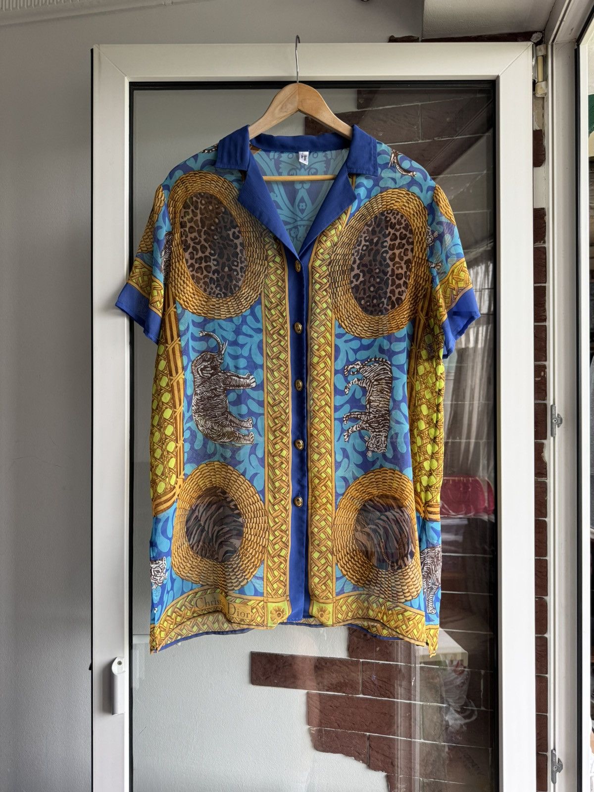 Christian Dior Monsieur 🔥Rare🔥 Vintage Christian Dior 90’s jungle print silk shirt Size US M / EU 48-50 / 2 - 1 Thumbnail