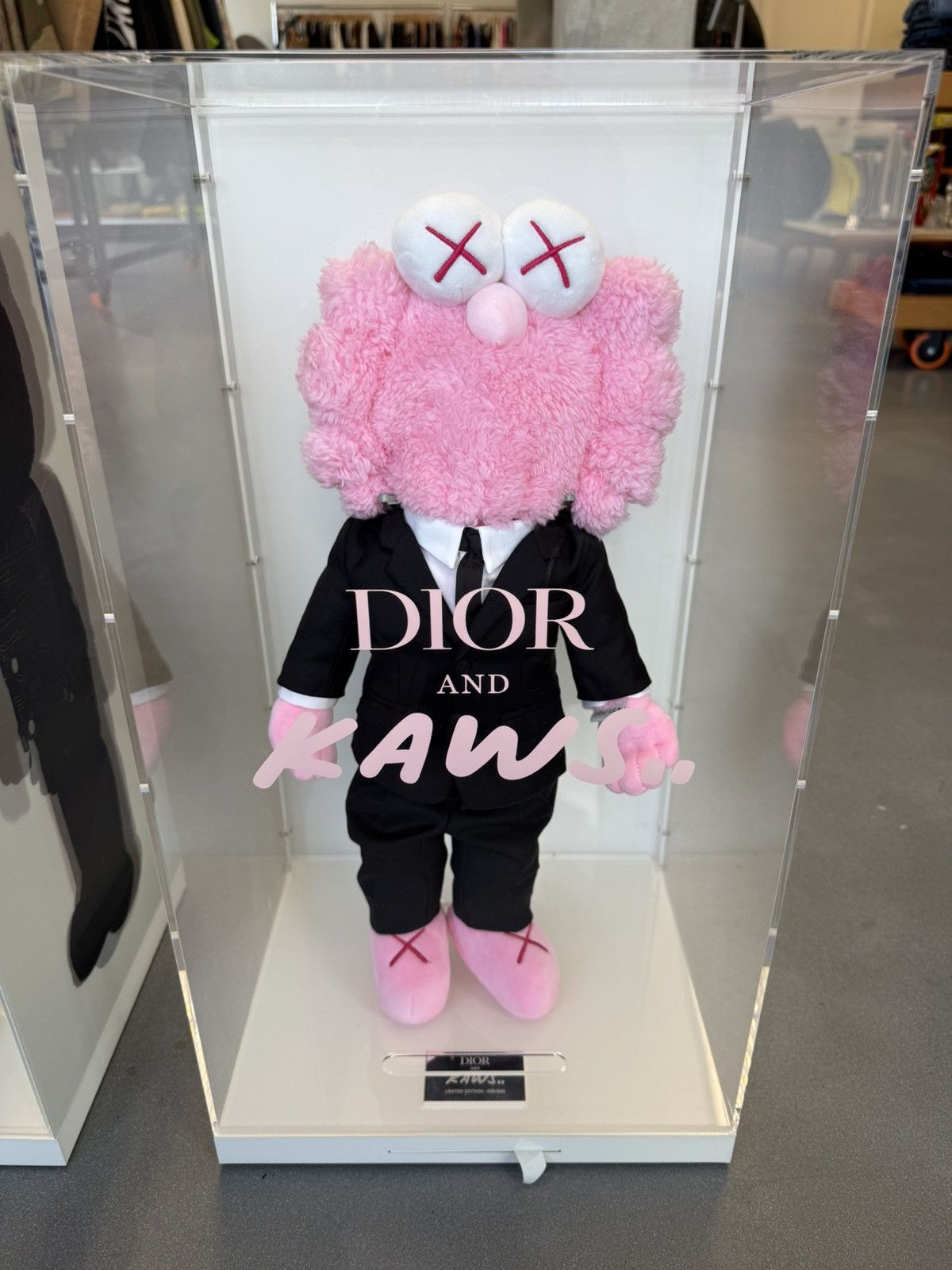 Dior × Kaws 2019 Kaws BFF Dior Plush Set Of 2 Pink & Black Size ONE SIZE - 3 Thumbnail