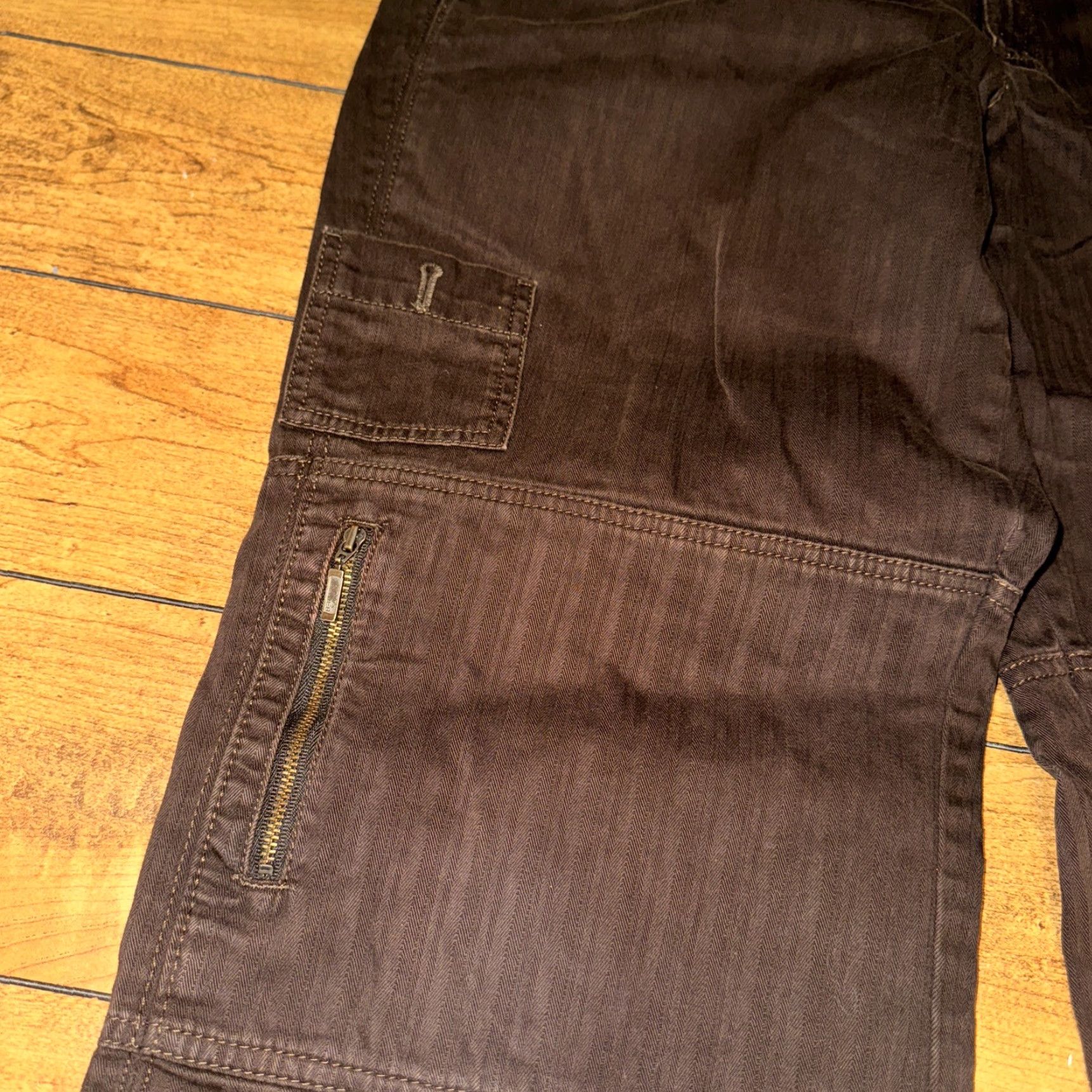 Eddie Bauer Eddie Bauer Cargo Pants Brown 35x32 Regular Men Cargo Pants Brown 35x32 Regular Mens Size US 35 - 3 Thumbnail