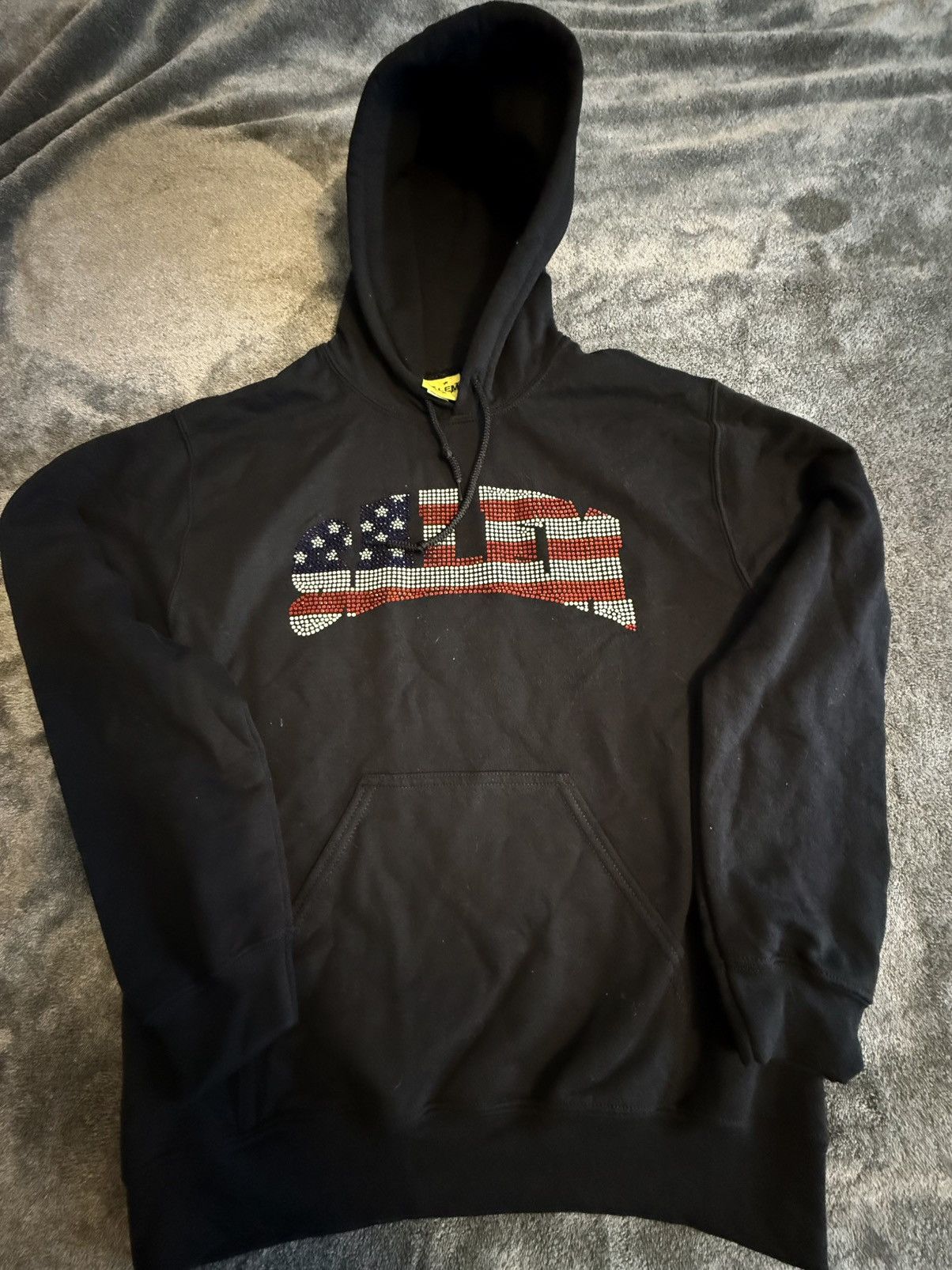 S4LEM Salem S4LEM Rhinestone USA Flag Hoodie Black OG Authentic Size US L / EU 52-54 / 3 - 1 Thumbnail