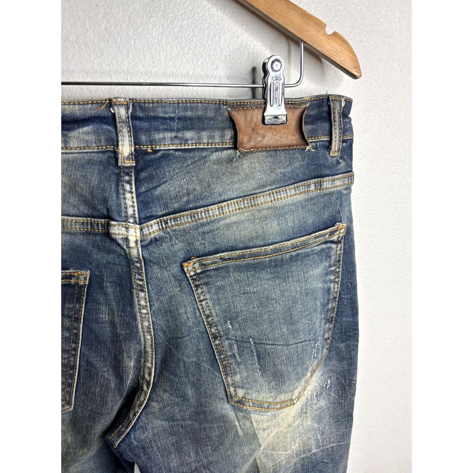 Denime VALABASAS Jeans Mens 32x32 Blue Medium Wash Distressed Skinny Stretch Denim Size US 32 / EU 48 - 5 Thumbnail