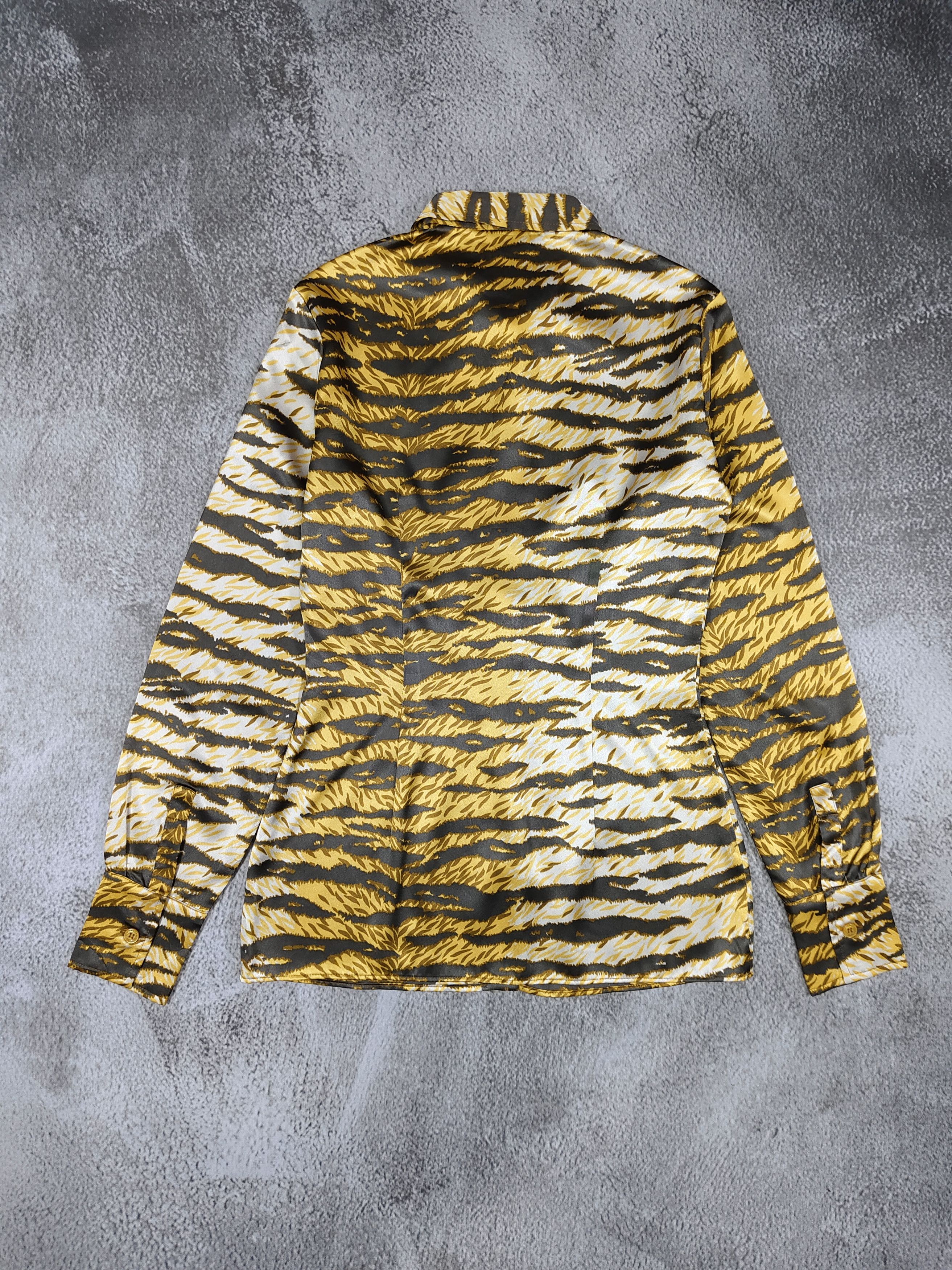Dolce & Gabbana 2000s D&G- Tiger Animal Print All Over Glam Rock Shirt Size S / US 4 / IT 40 - 9 Thumbnail