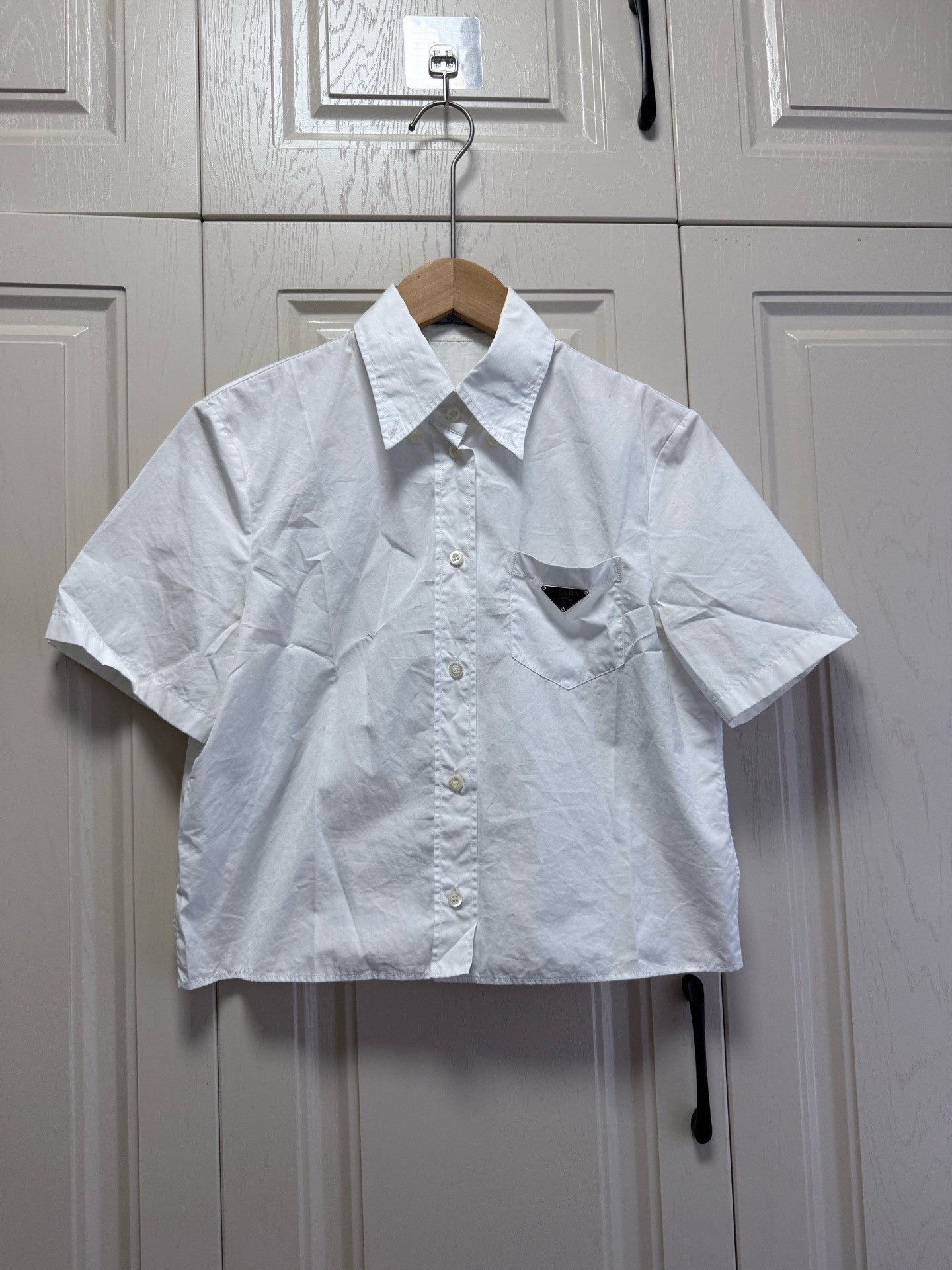 Prada Prada Women's Short-Sleeve Shirt 42 Size M / US 6-8 / IT 42-44 - 1 Thumbnail