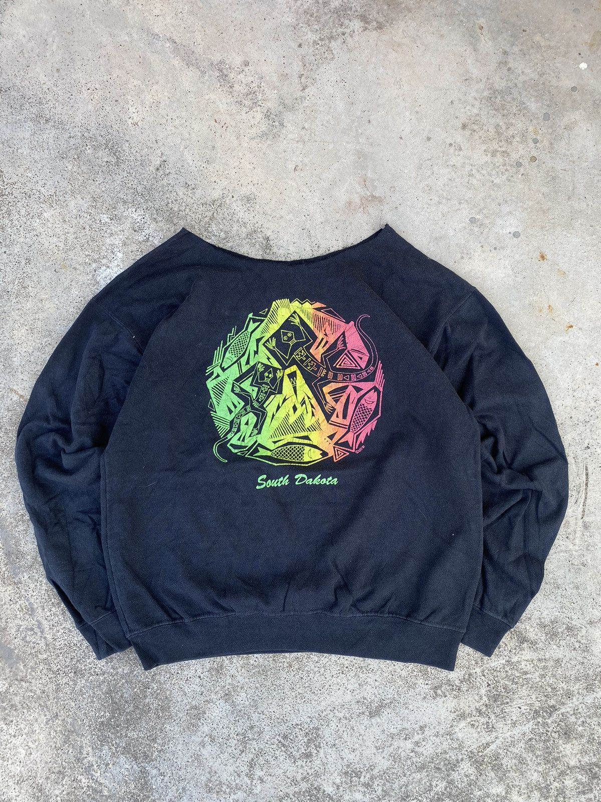 image of Distressed 80's South Dakota Arts Graphic Crewneck in Black, Men's (Size Medium)