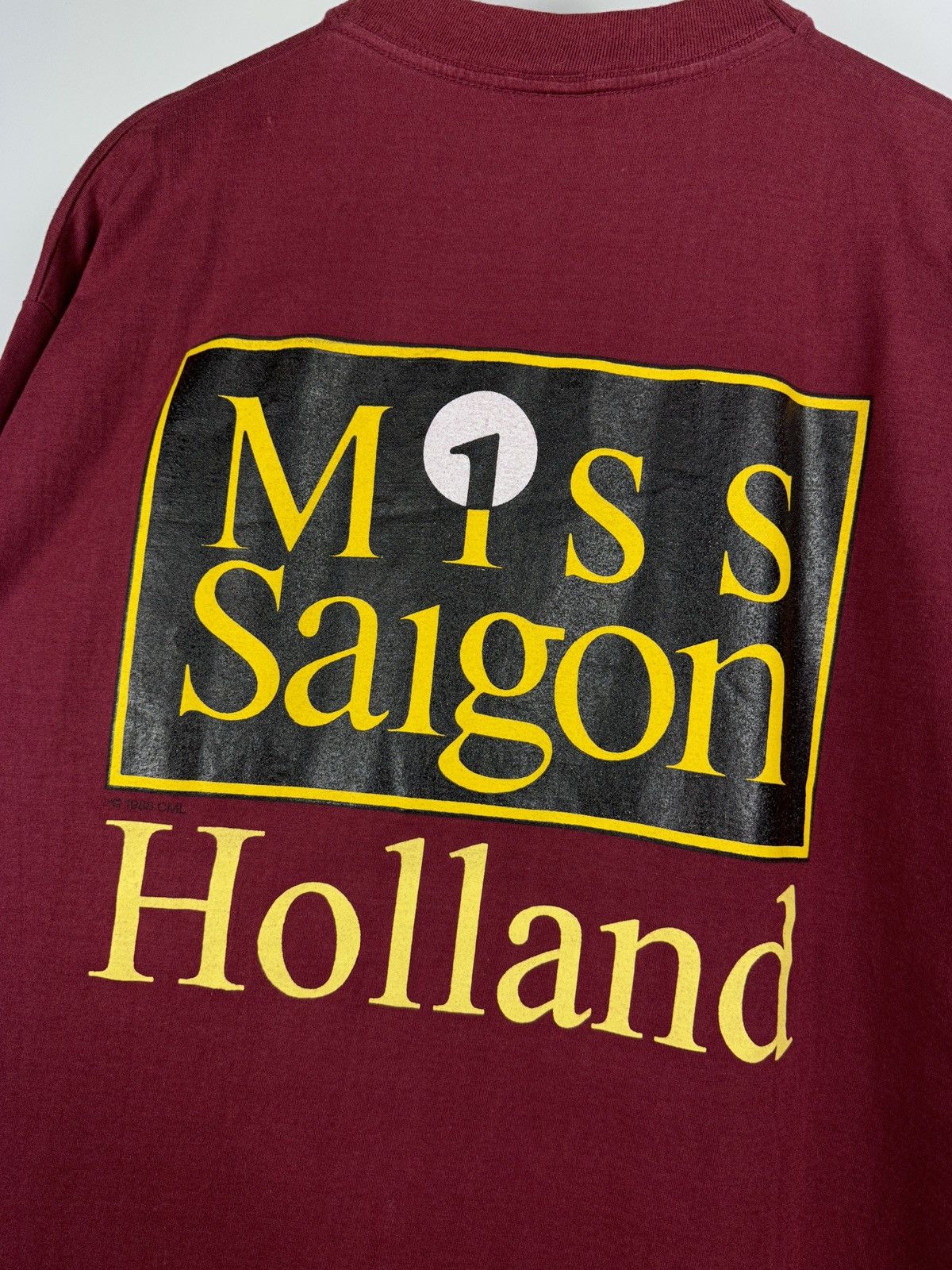 Vintage Vintage 1988 Miss Saigon Graphic Movie T-shirt Size US XL / EU 56 / 4 - 15 Thumbnail
