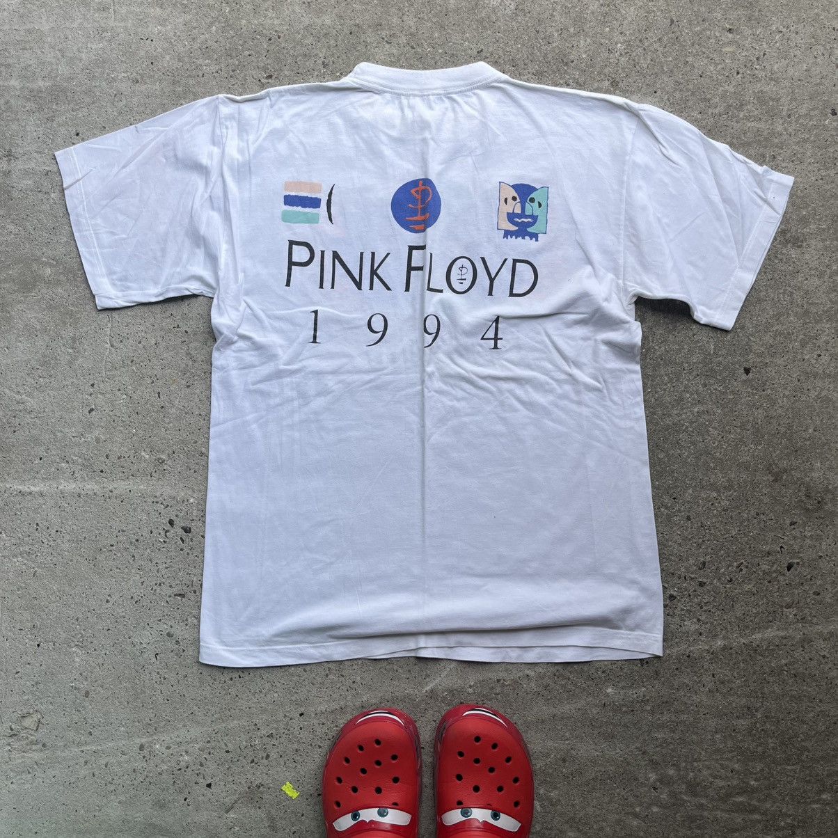 Band Tees × Pink Floyd × Vintage Vintage Pink Floyd 1994 tee division bell white rare Size US XL / EU 56 / 4 - 2 Thumbnail