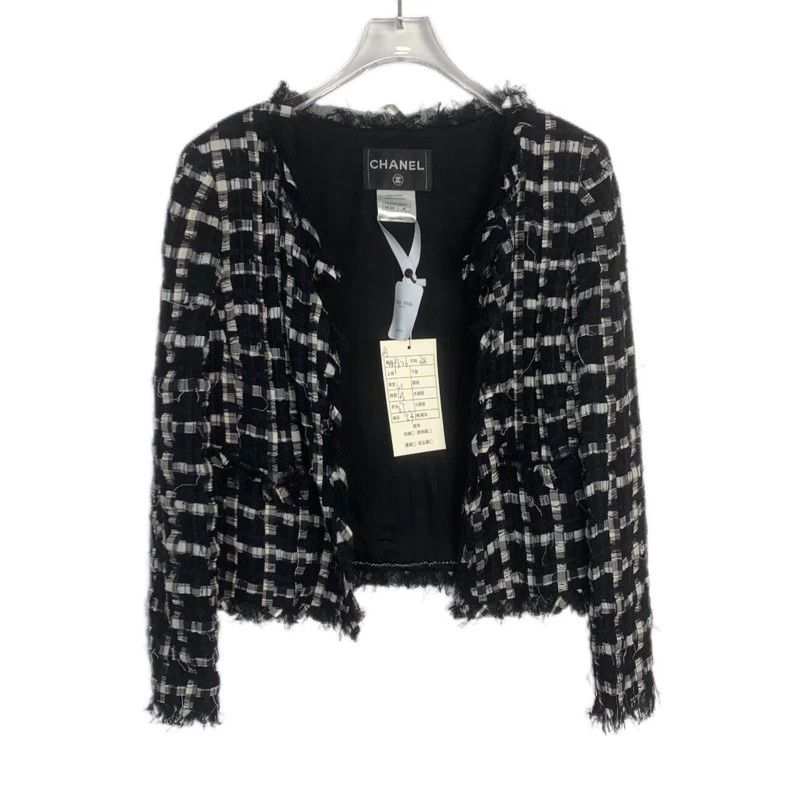 Chanel ChanelKnitted tweed black small fragrance jacket 2503-Nexta Size XS / US 0-2 / IT 36-38 - 1 Thumbnail