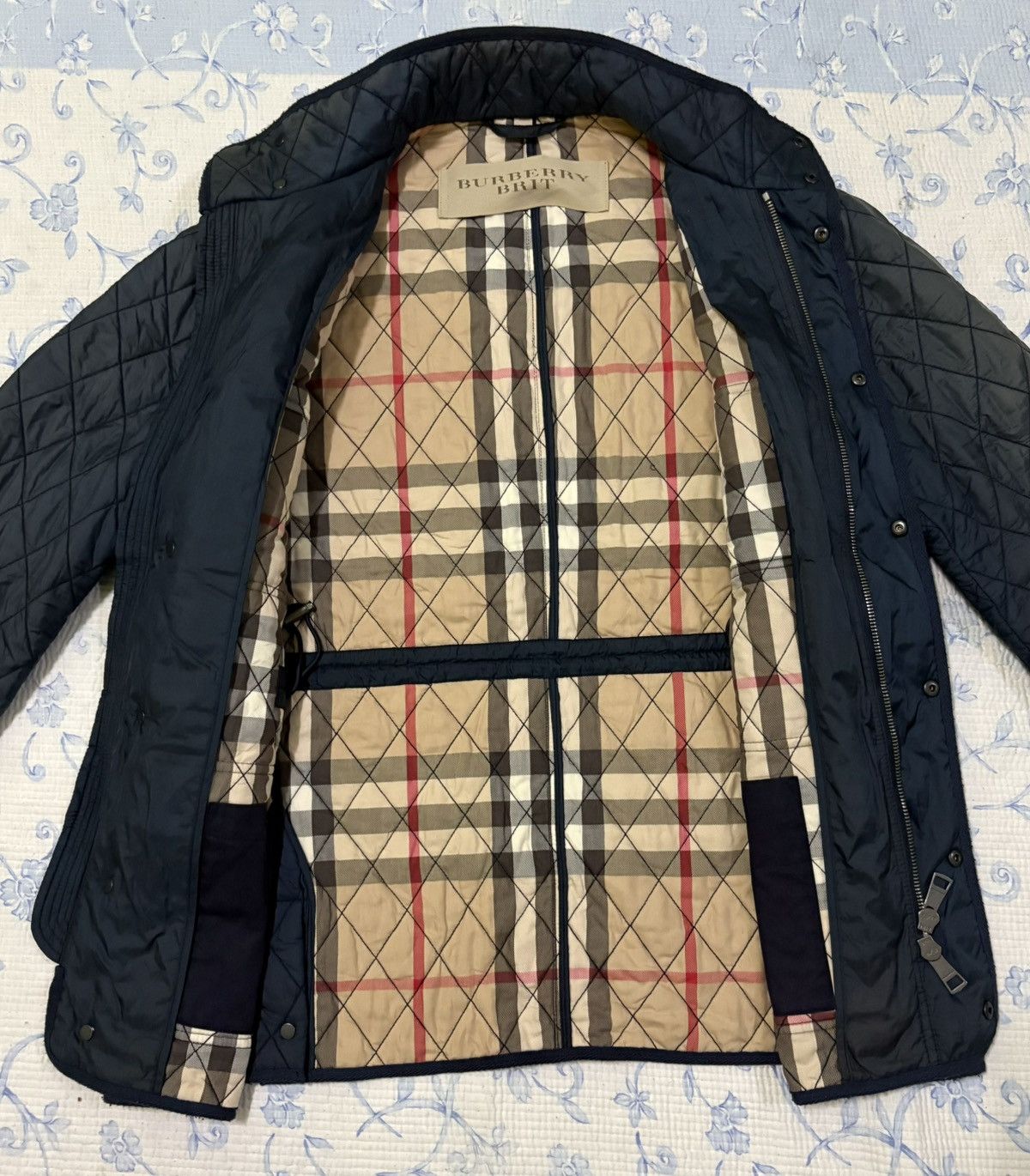 Burberry Burberry Brit Quilted Sun Faded Jacket Size US L / EU 52-54 / 3 - 7 Thumbnail