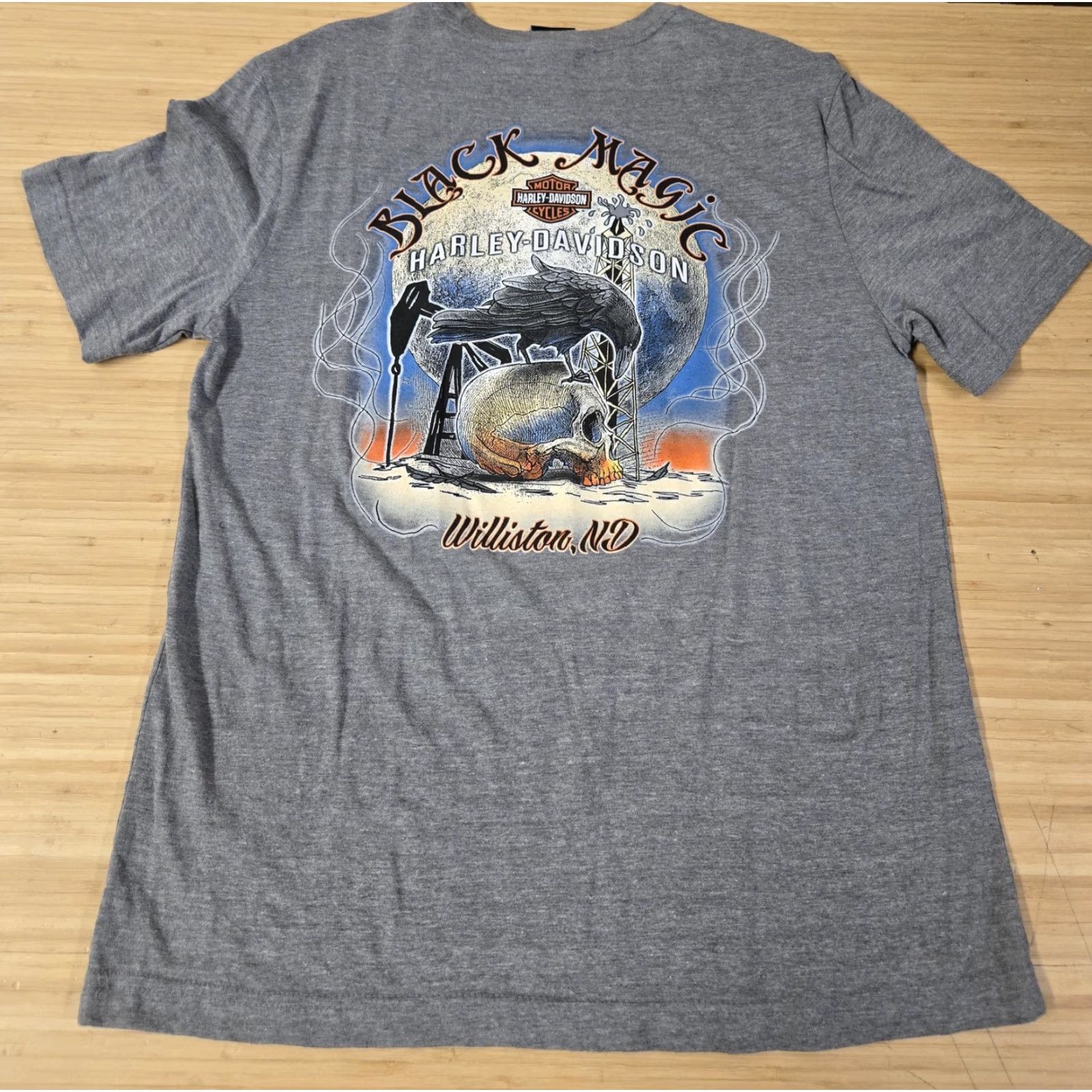 Harley Davidson VINTAGE Harley-Davidson Shirt Mens L Gray Black Magic Williston ND Motorcycle Tee Size US L / EU 52-54 / 3 - 5 Thumbnail