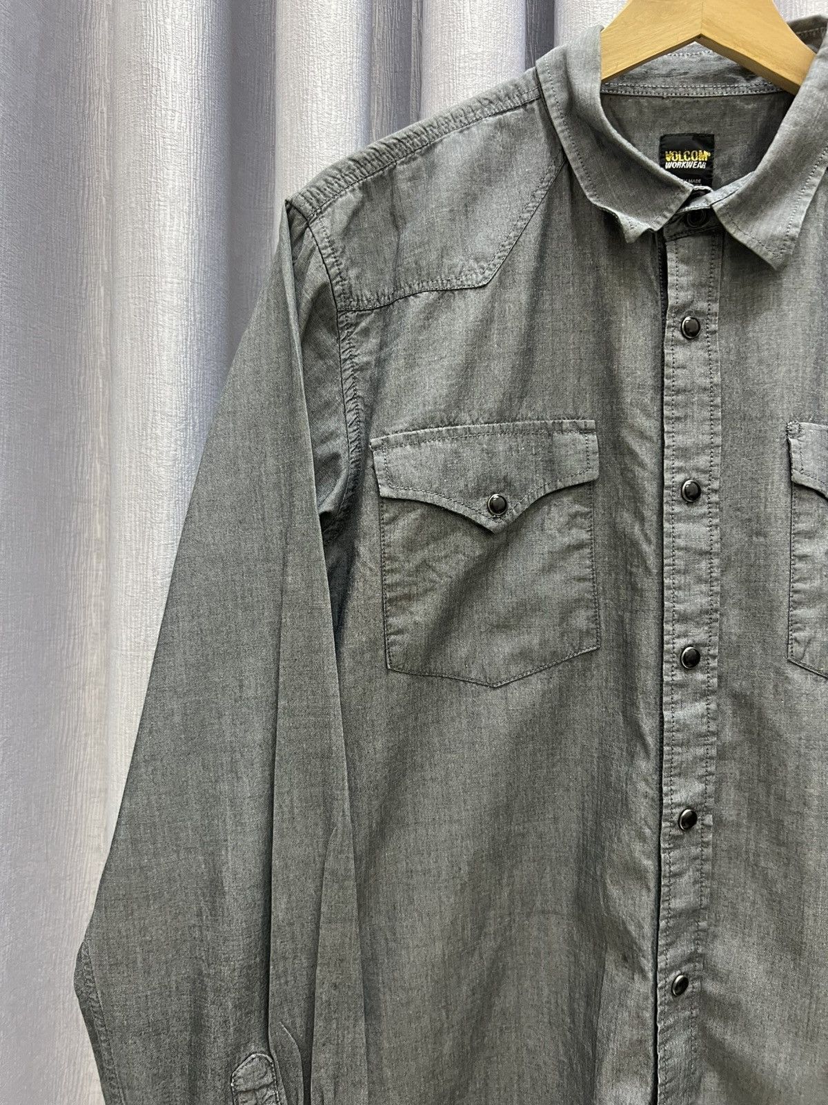 Volcom VOLCOM WORKWEAR BUTTON ON SHIRT WESTERN Size US L / EU 52-54 / 3 - 2 Thumbnail
