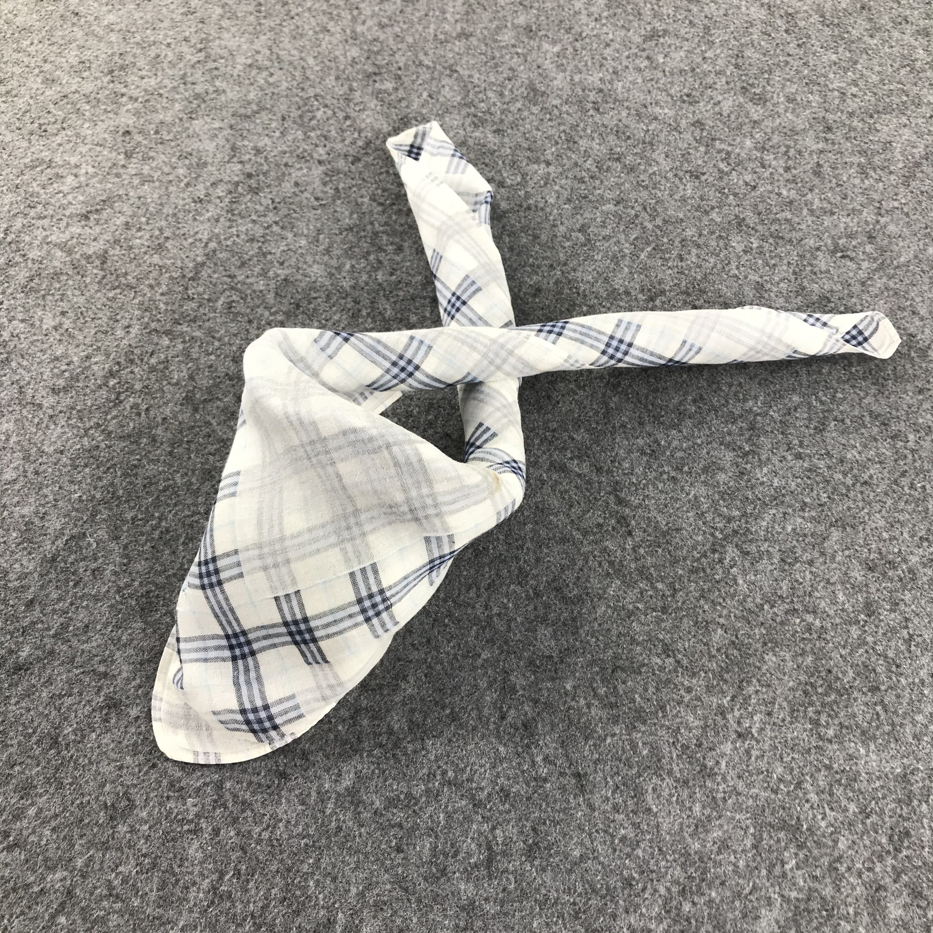 Burberry Burberry Handkerchief Neckerchief Bandana H235 Size ONE SIZE - 2 Thumbnail