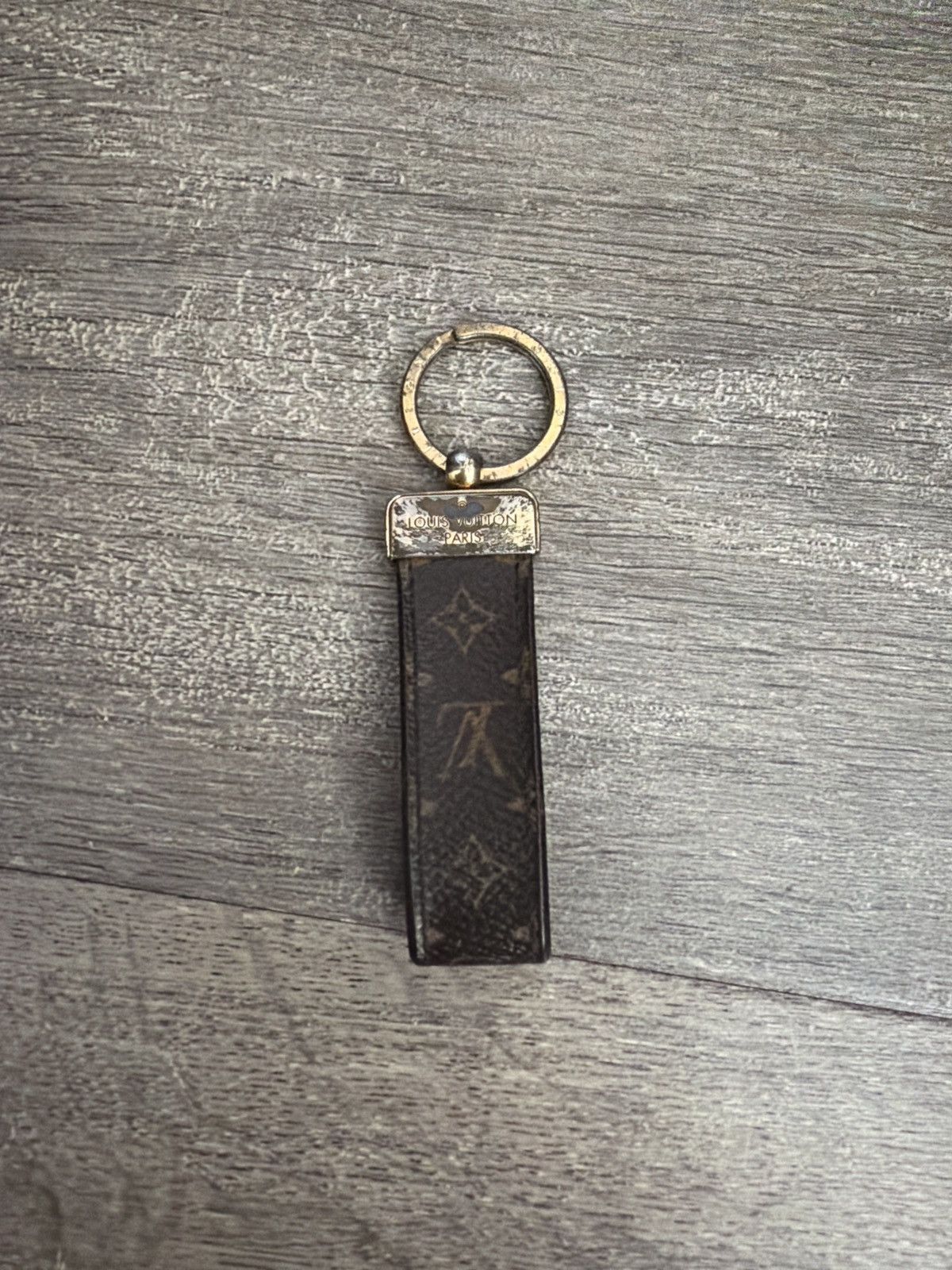 Louis Vuitton Louis Vuitton Monogram Key Fob Size ONE SIZE - 3 Thumbnail