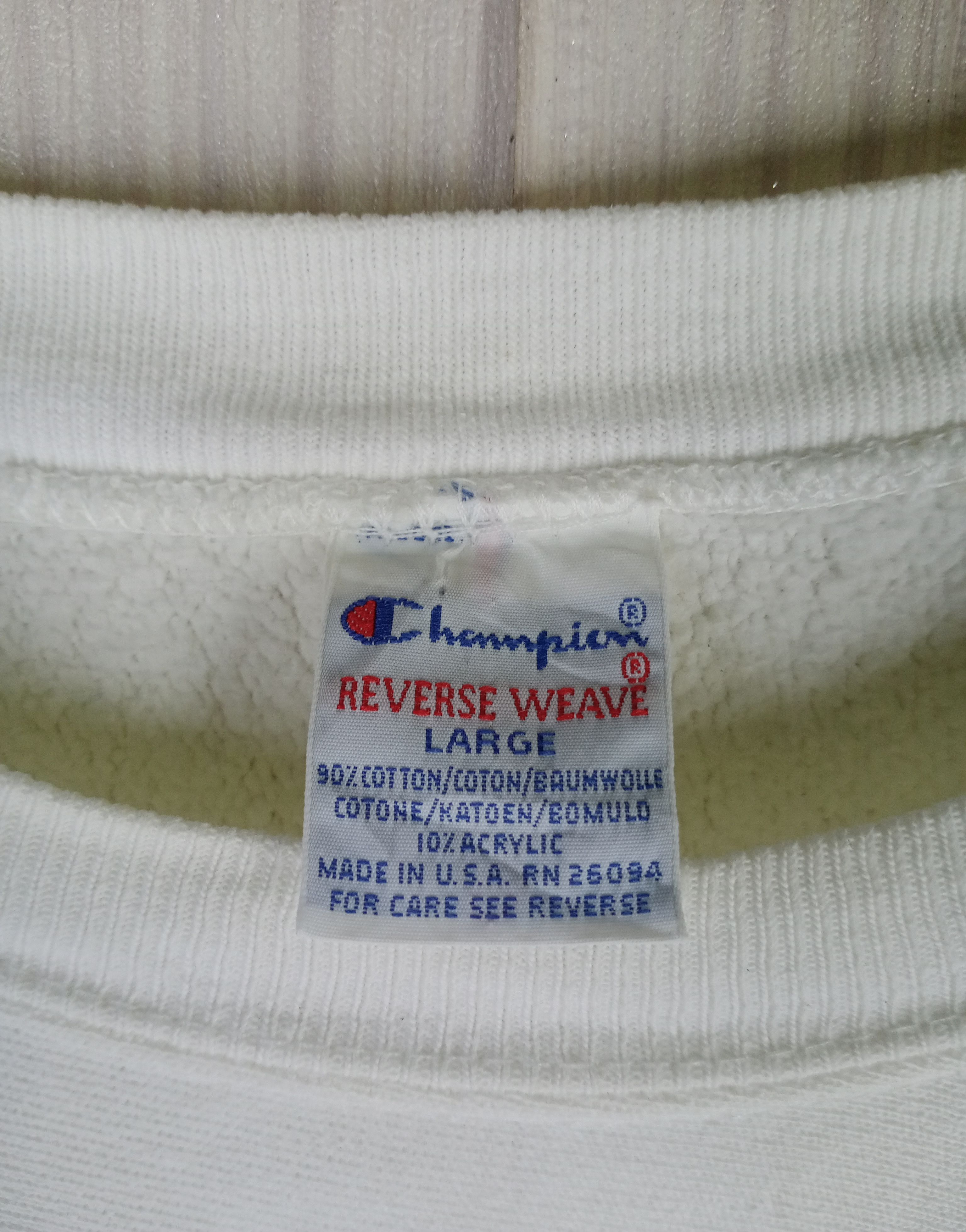 Champion Rare Vintage 90s Champion Reverse Weave Lawrence Sweatshirt Size US L / EU 52-54 / 3 - 4 Thumbnail