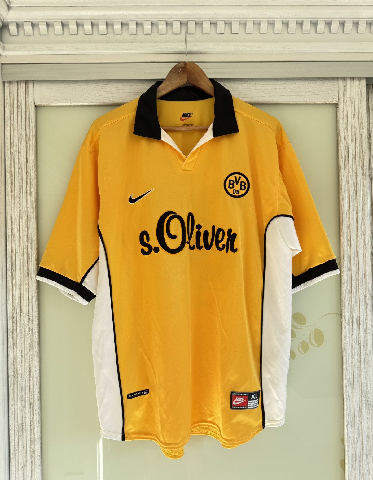 Nike Salou #30 Borussia Dortmund 1998-1999 Vintage Soccer Jersey Size US XL / EU 56 / 4 - 2 Thumbnail