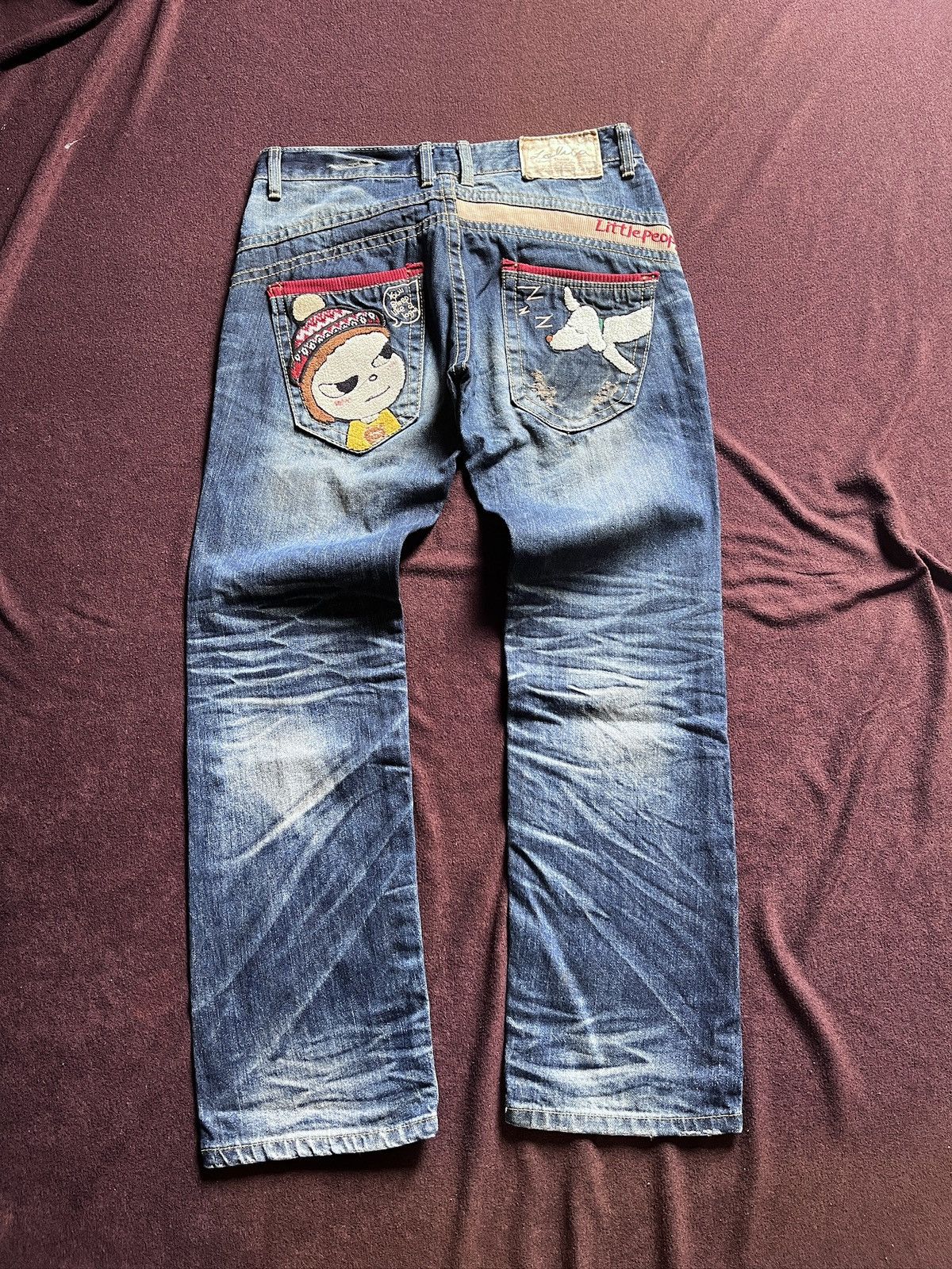 Japanese Brand yoshitomo Nara Lolita Faded Jeans Size US 31 - 1 Thumbnail