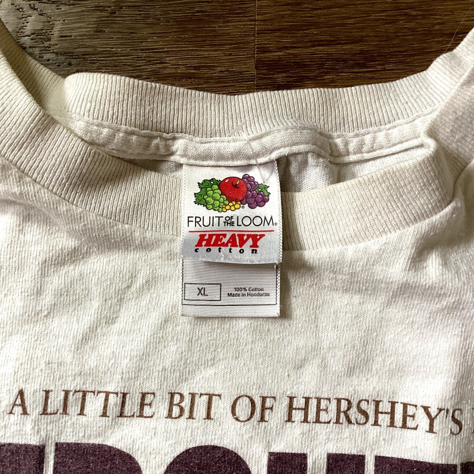 Fruit Of The Loom "There's a Little Bit of Hershey's in all of Us" VTG T-shirt Size US XL / EU 56 / 4 - 5 Thumbnail