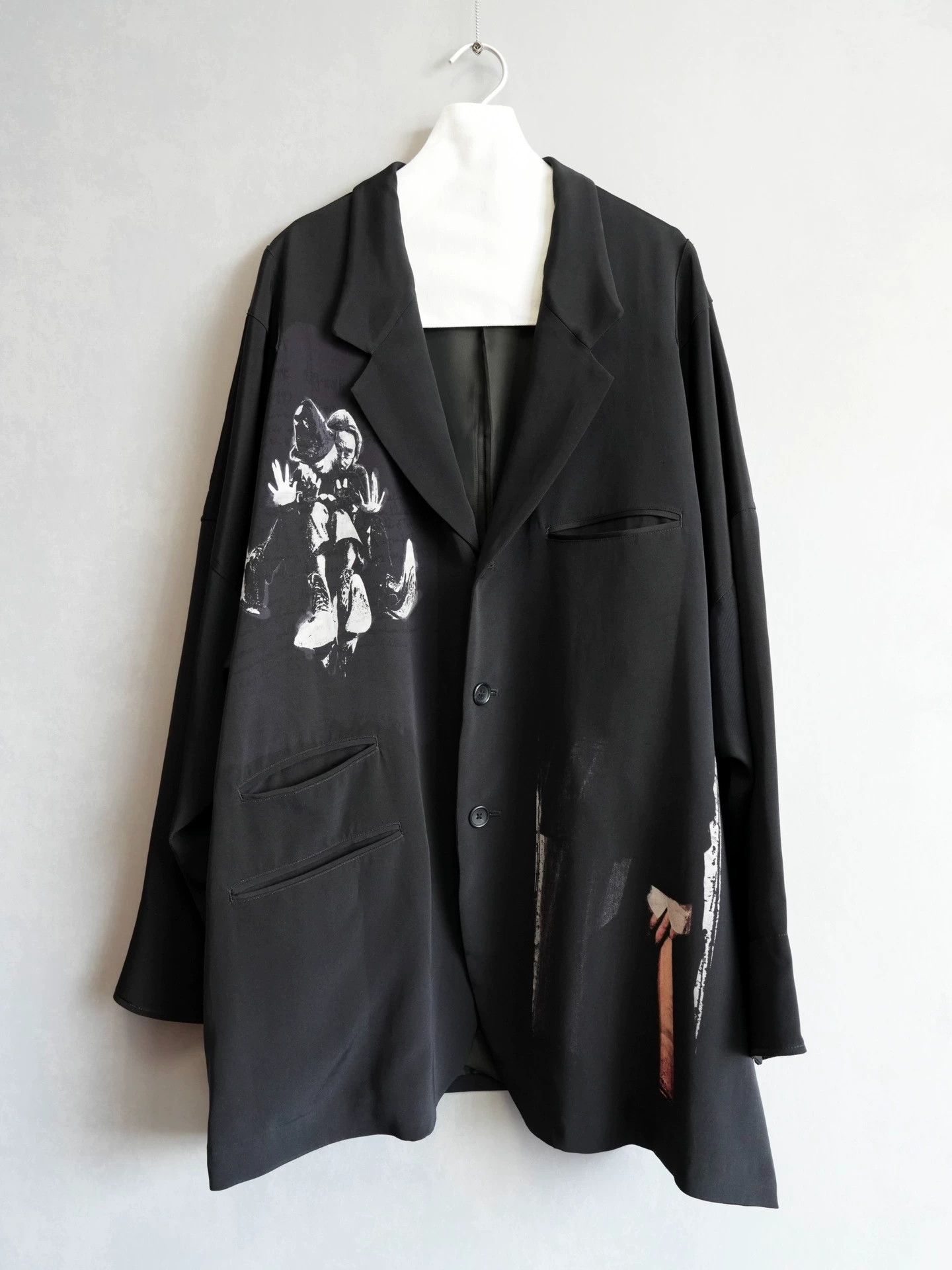Yohji Yamamoto Yohji Yamamoto 22AW Silk Old Man & Woman Print Jacket 3 Size US L / EU 52-54 / 3 - 1 Thumbnail