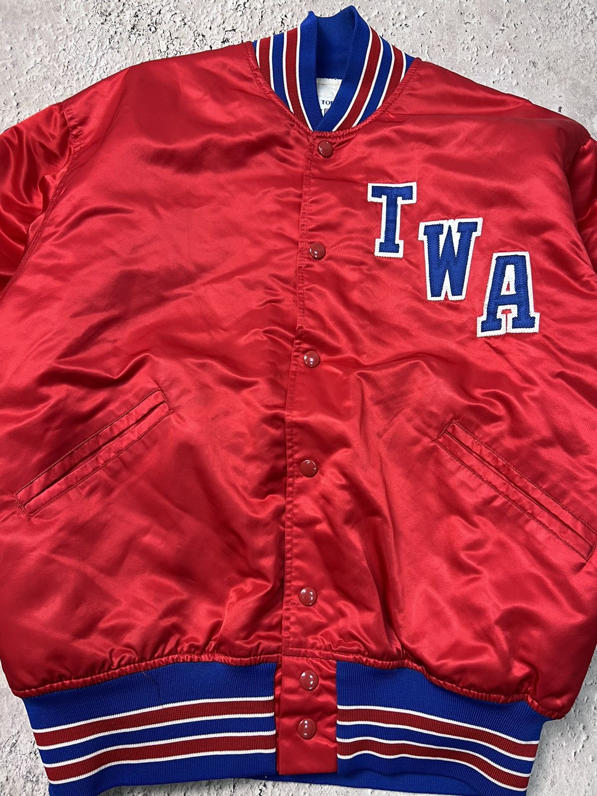 Fubu × Vintage Vintage USA Satin Bomber Jacket Varsity 05 Two Tone 2000s Size US L / EU 52-54 / 3 - 7 Thumbnail