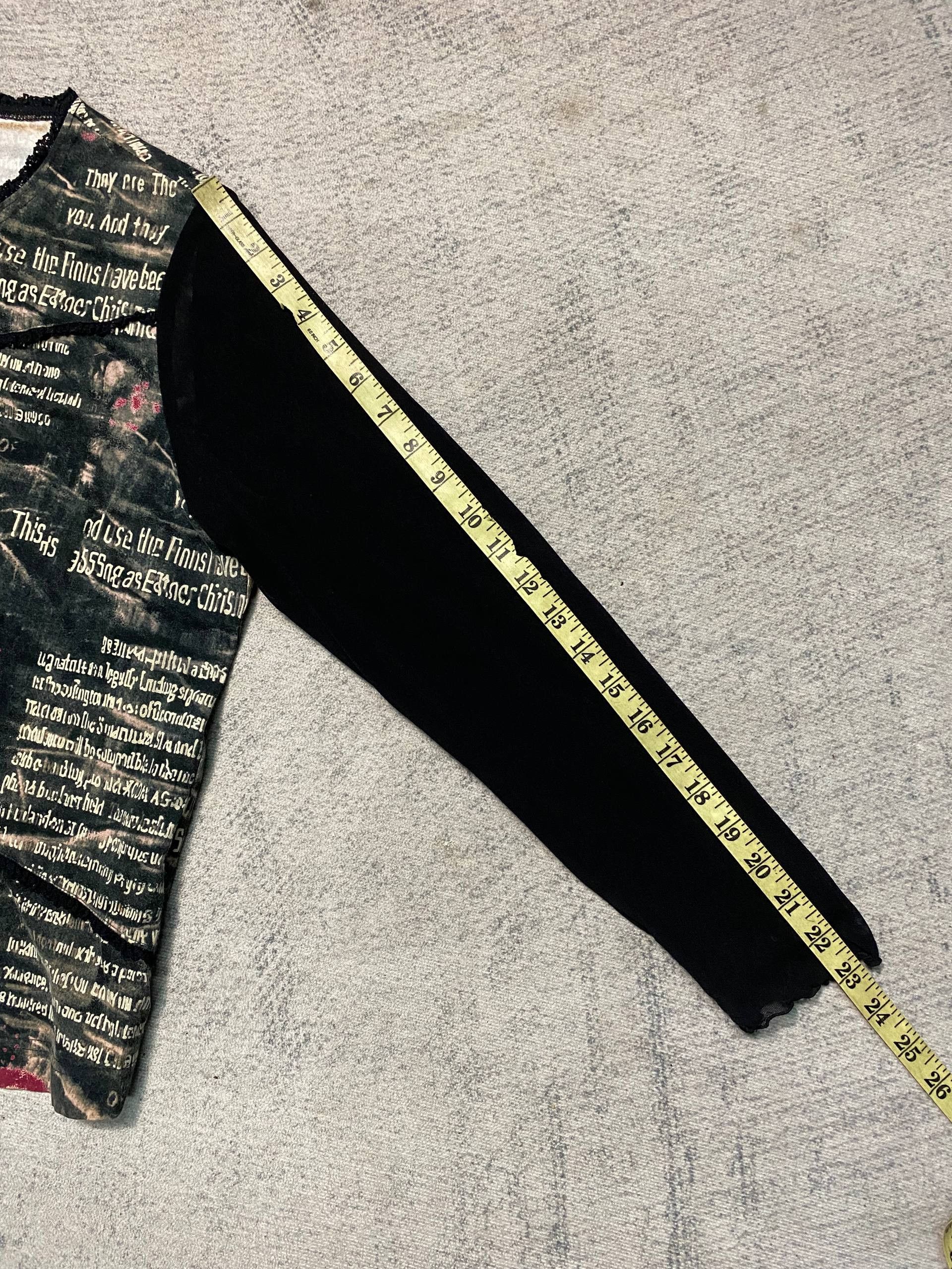 Seditionaries Cyber Grunge Typography Distressed Long Sleeve Dark Y2K Tee Size L / US 10 / IT 46 - 11 Thumbnail