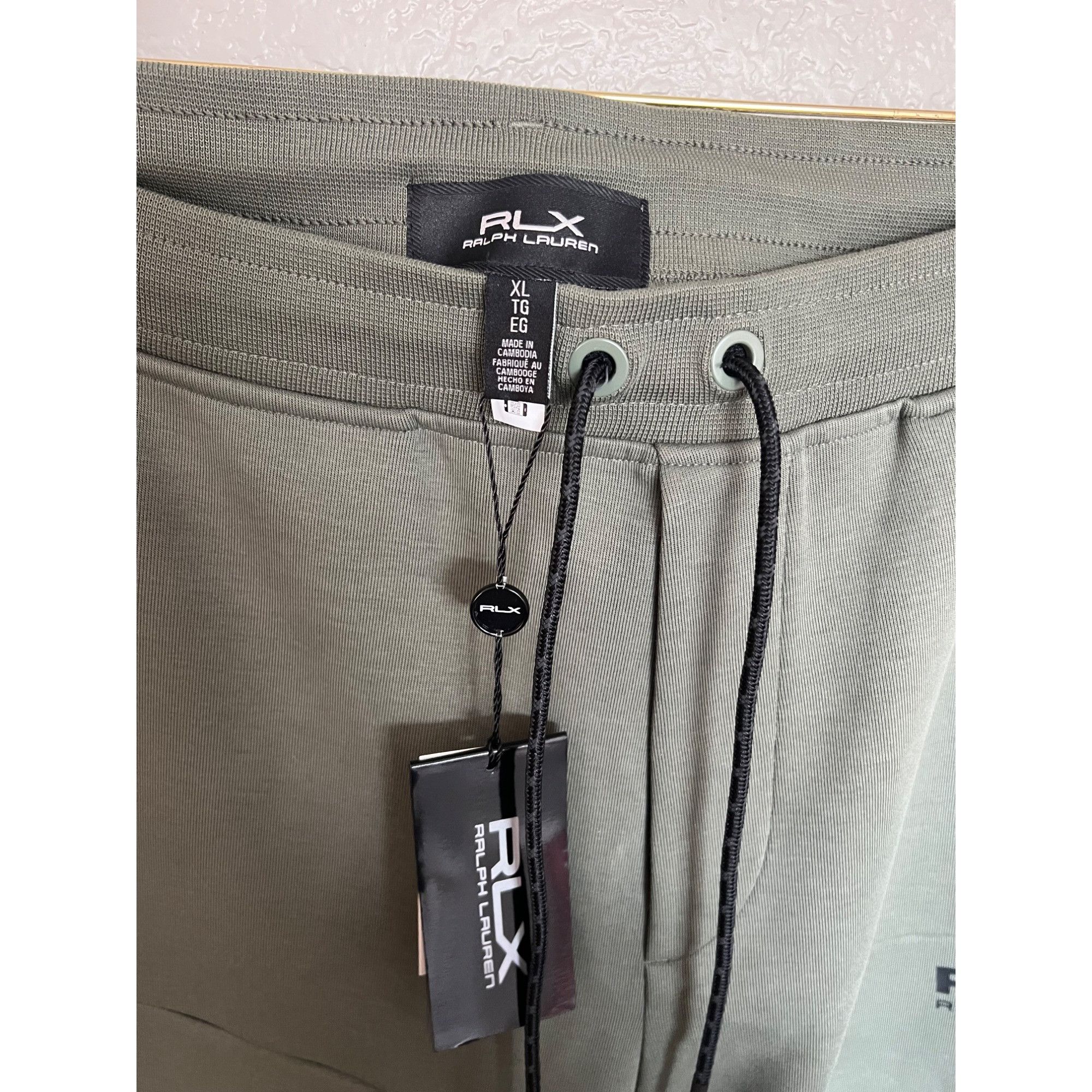 RLX Ralph Lauren RLX Ralph Lauren Black Label Water Resistant Jogger Pant NWT Size US 38 / EU 54 - 4 Thumbnail