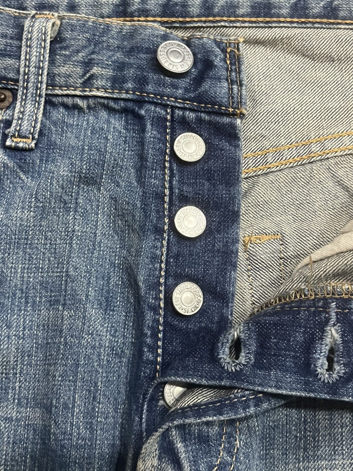 Levi's Vintage y2k Levi’s 501 Blue Washed Distressed Blowout Jeans Size US 32 / EU 48 - 7 Thumbnail