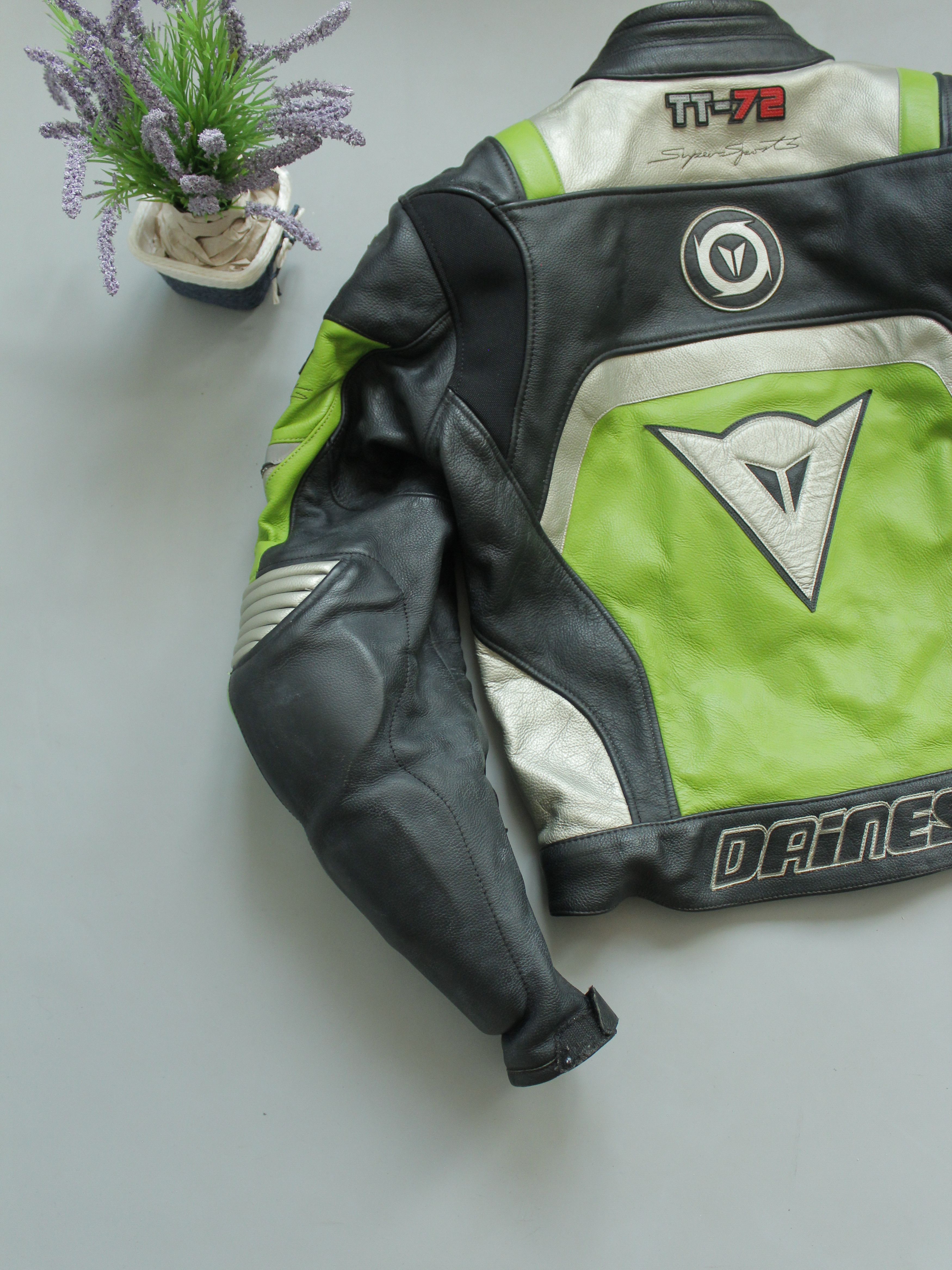 Dainese DAINESE TT-72 LEATHER RACING BIKER JACKET 46 48 Size US S / EU 44-46 / 1 - 7 Thumbnail