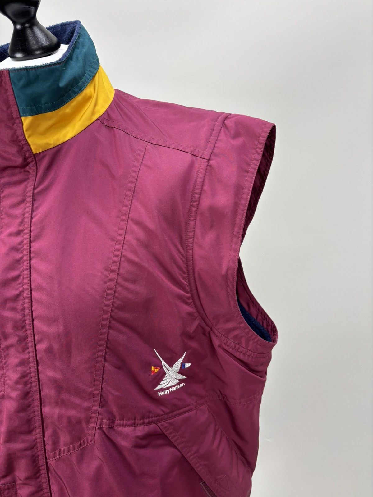 Helly Hansen Mens vintage reversible vest Helly Hansen Size 50/52 Size US L / EU 52-54 / 3 - 3 Thumbnail