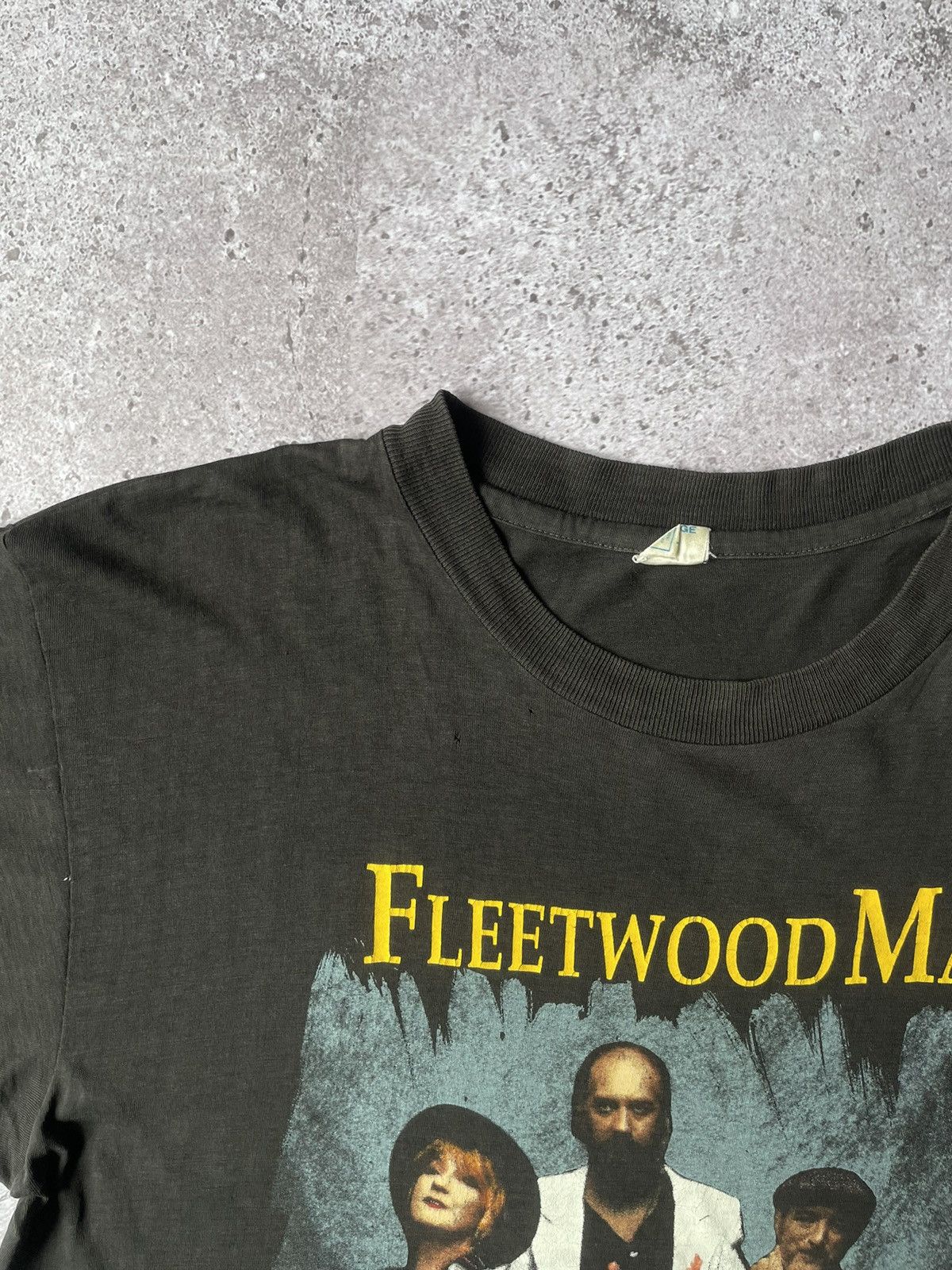 Band Tees Vintage Fletwood Mac 1990 Tour Tee 90s T-shirt Rock Band Size US L / EU 52-54 / 3 - 5 Thumbnail
