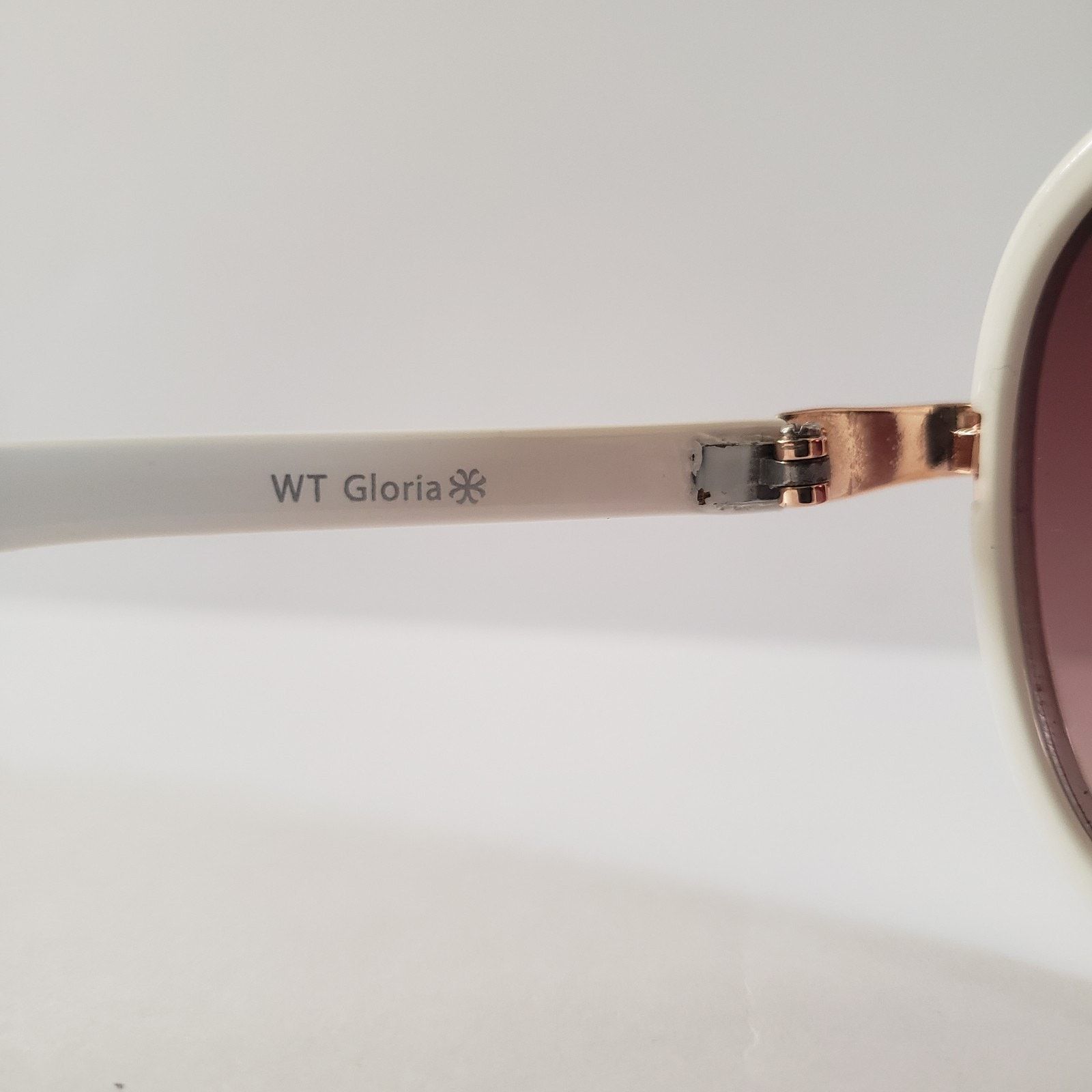 Velvet Velvet Trends Unisex Sunglasses WT Gloria WhiteAviator #A47S Size 26 - 7 Thumbnail