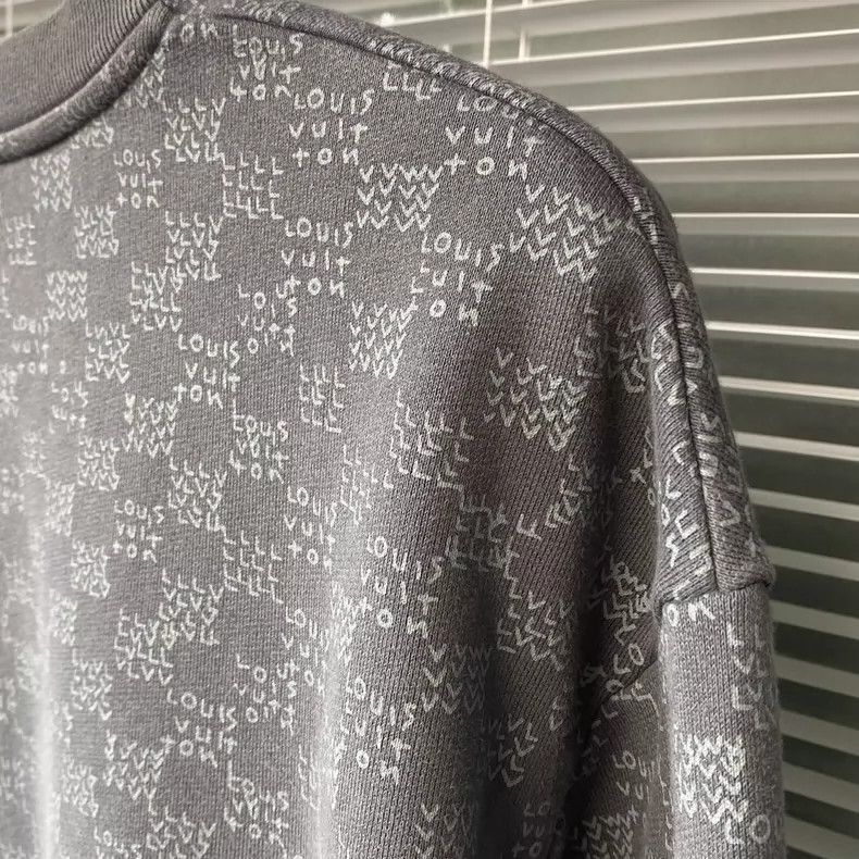 Louis Vuitton LOUIS VUITTON Checkerboard Gradient Small Plane Full Print Size US L / EU 52-54 / 3 - 5 Thumbnail