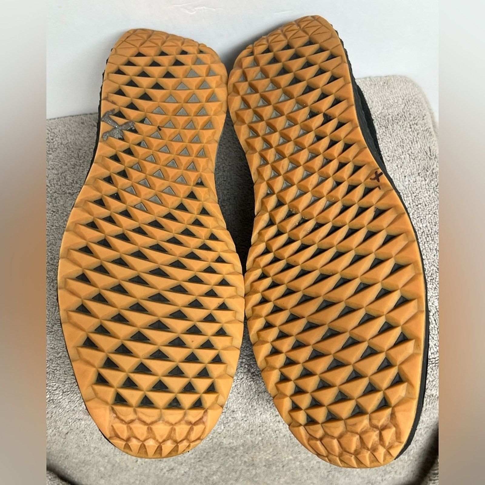 Other NOBULL Allday Ripstop Black Gum Running Shies Men’s Size 13 Size US 13 / EU 46 - 8 Thumbnail