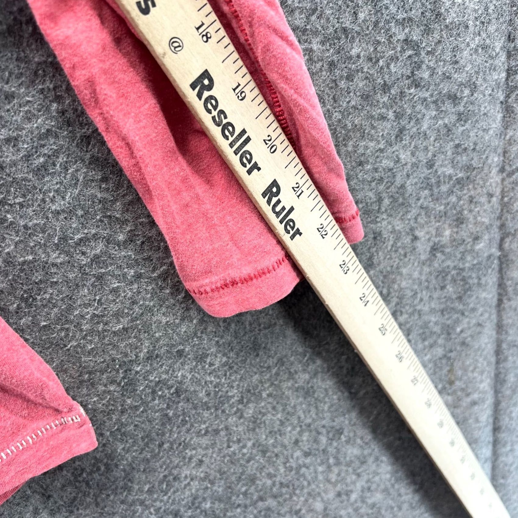 Tommy Bahama Tommy Bahama Shirt Mens Large Pink Long Sleeve Relax Crewneck Marlin Print Size US L / EU 52-54 / 3 - 3 Thumbnail