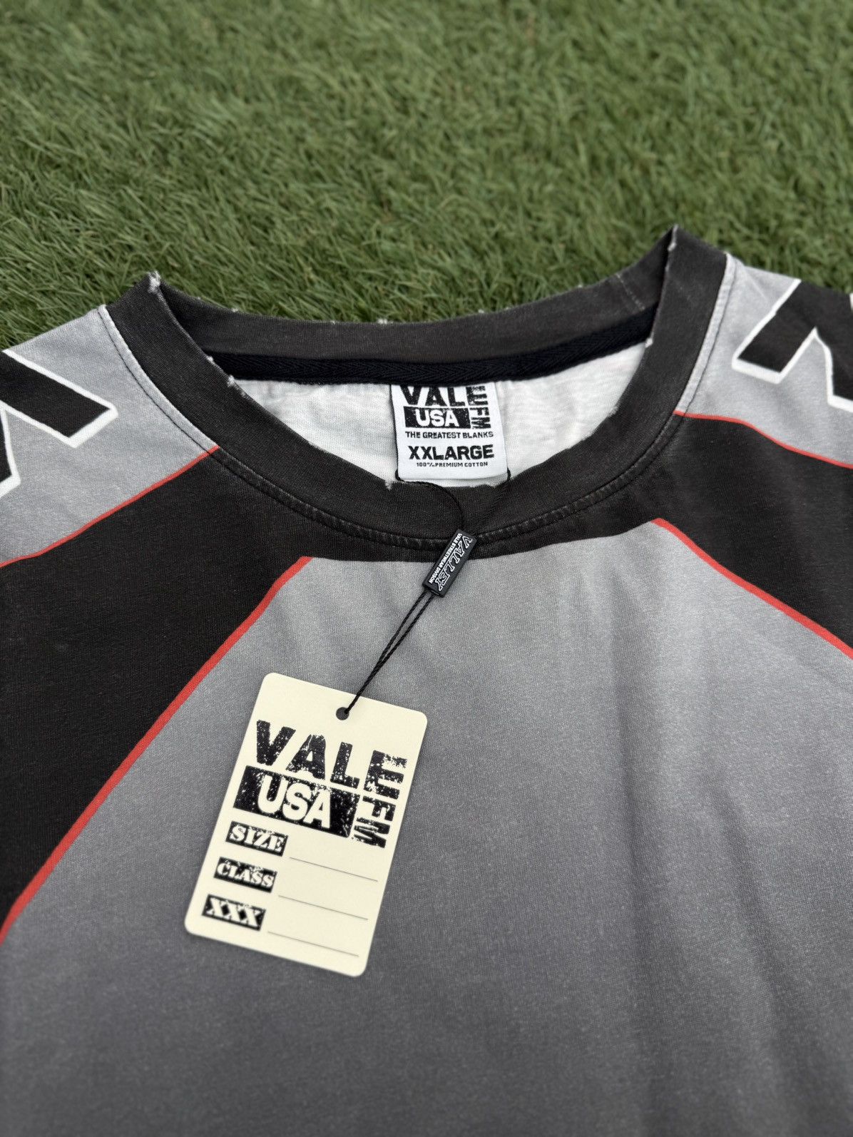 Vale Valley Dreams Racing Long Sleeve Tee Size (XL) NEW Size US XXL / EU 58 / 5 - 9 Thumbnail