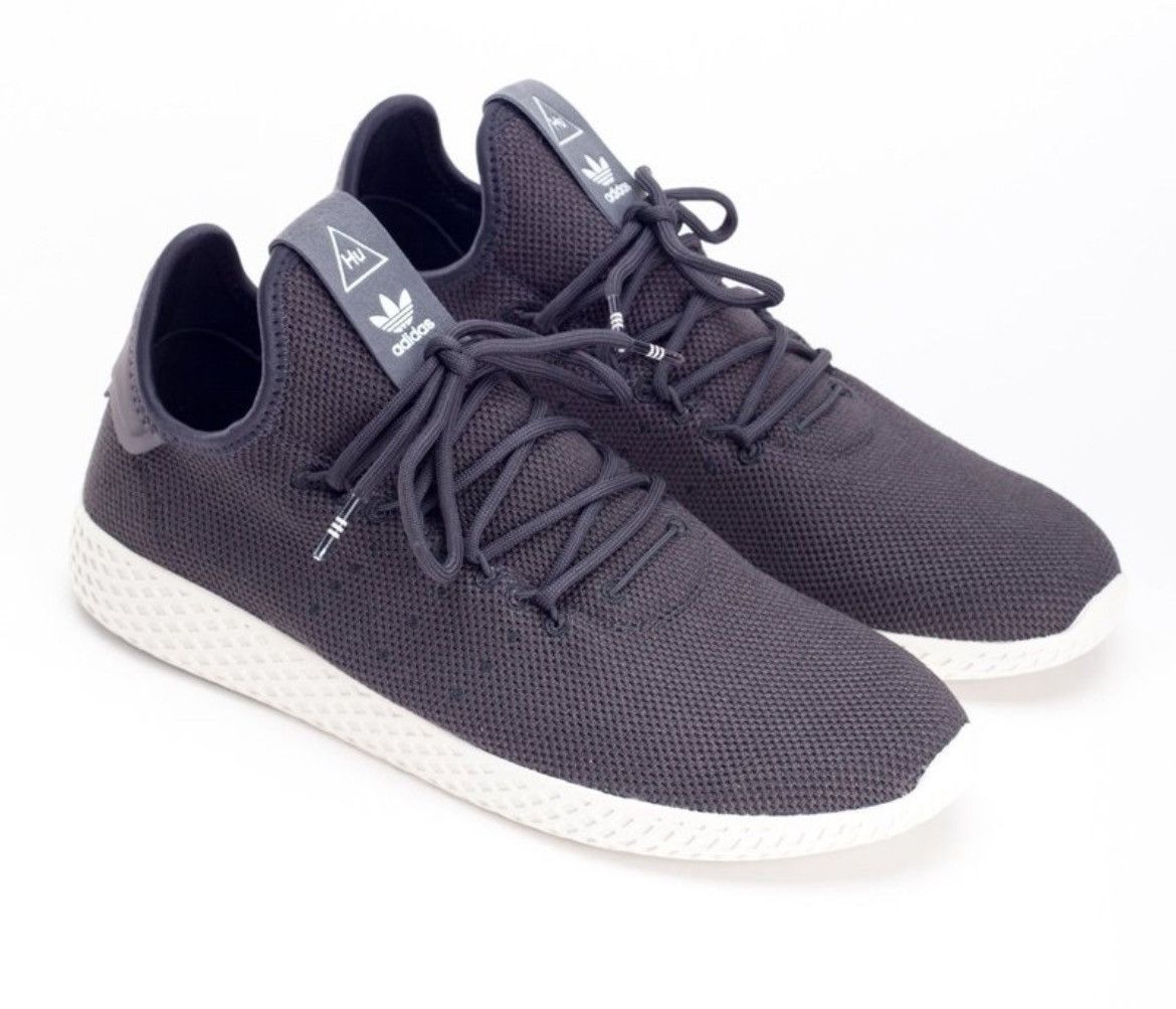 Louis Vuitton Adidas Pharrell Williams Tennis Black Men’s 6 Women’s 7.5 Size US 9 / EU 42 - 1 Thumbnail