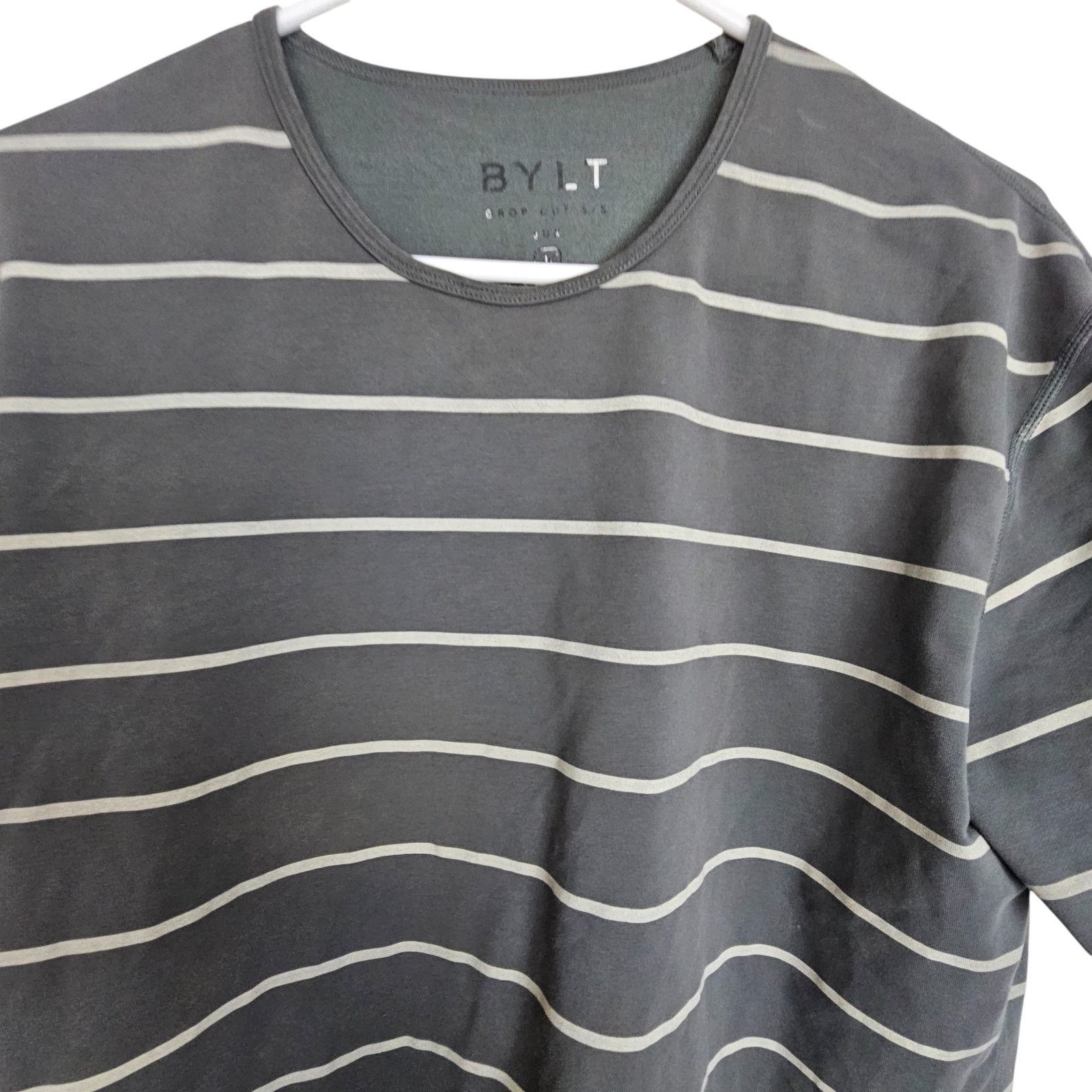 BYLT Premium Basics BYLT Mens Striped Drop Cut SS Lux Athletic Shirt L Stretch Size US L / EU 52-54 / 3 - 2 Thumbnail