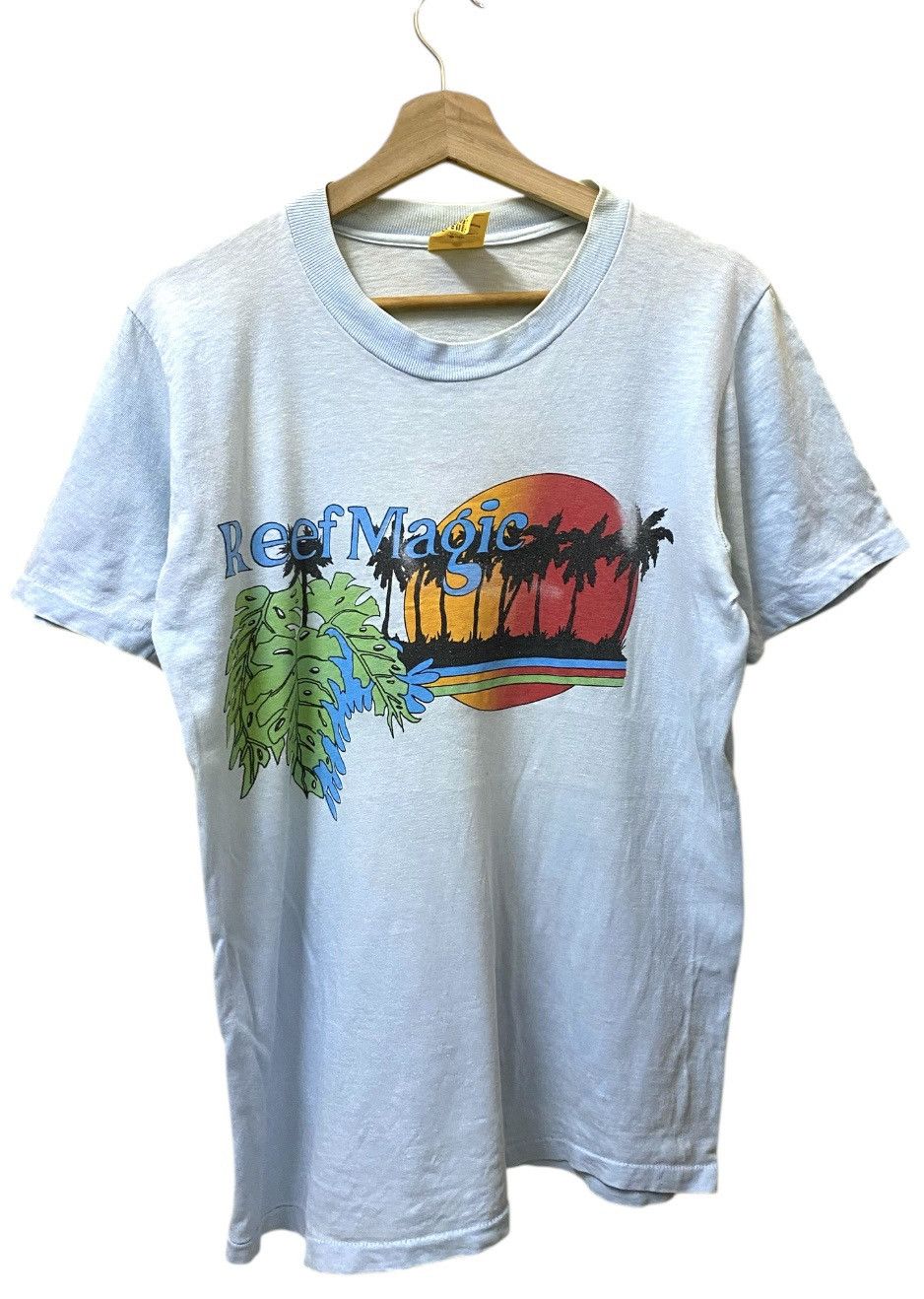 Vintage Reef Magic Hawaii Single Stich Crewneck Tee Size US M / EU 48-50 / 2 - 1 Thumbnail