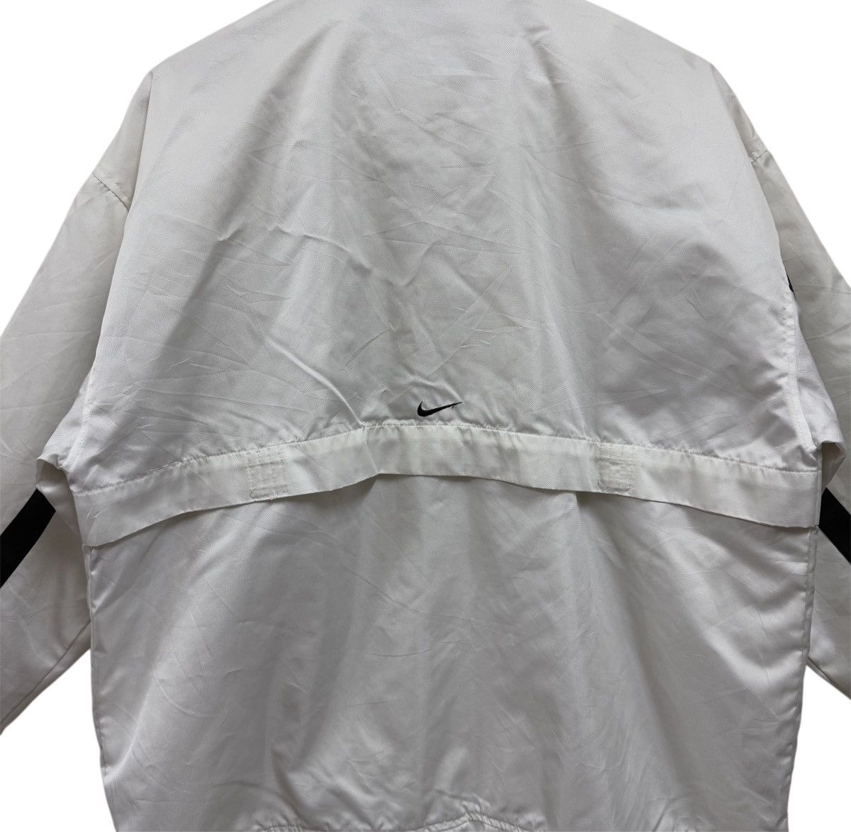 Nike Vintage Nike Jacket Windbreaker Hidden Hoodie Size US L / EU 52-54 / 3 - 4 Thumbnail